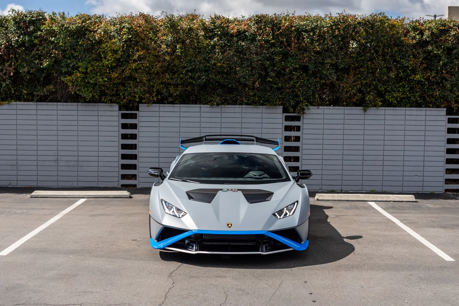 Grigio Acheso Lamborghini Huracán