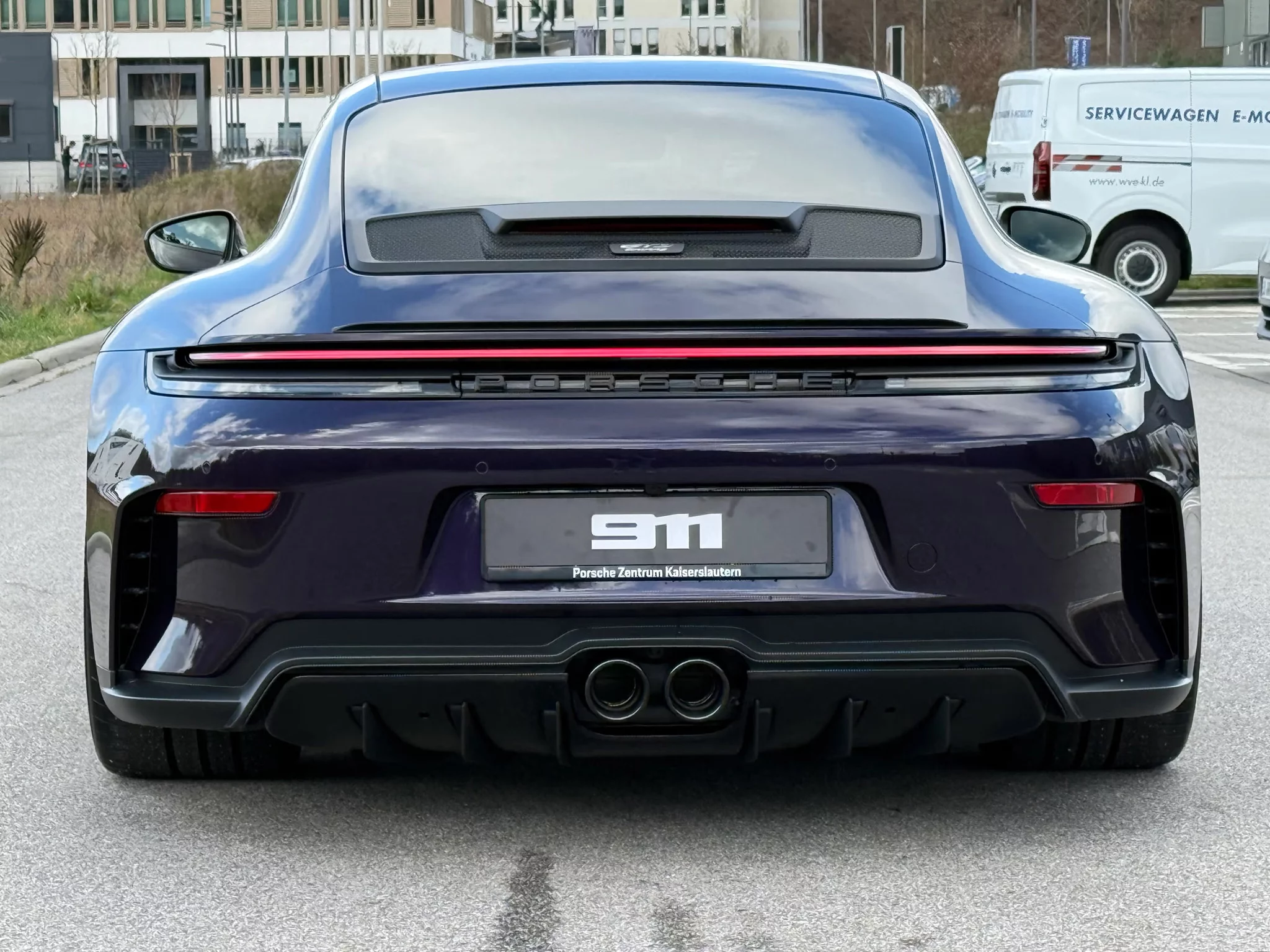 Viola Metallic Porsche 911 GT3