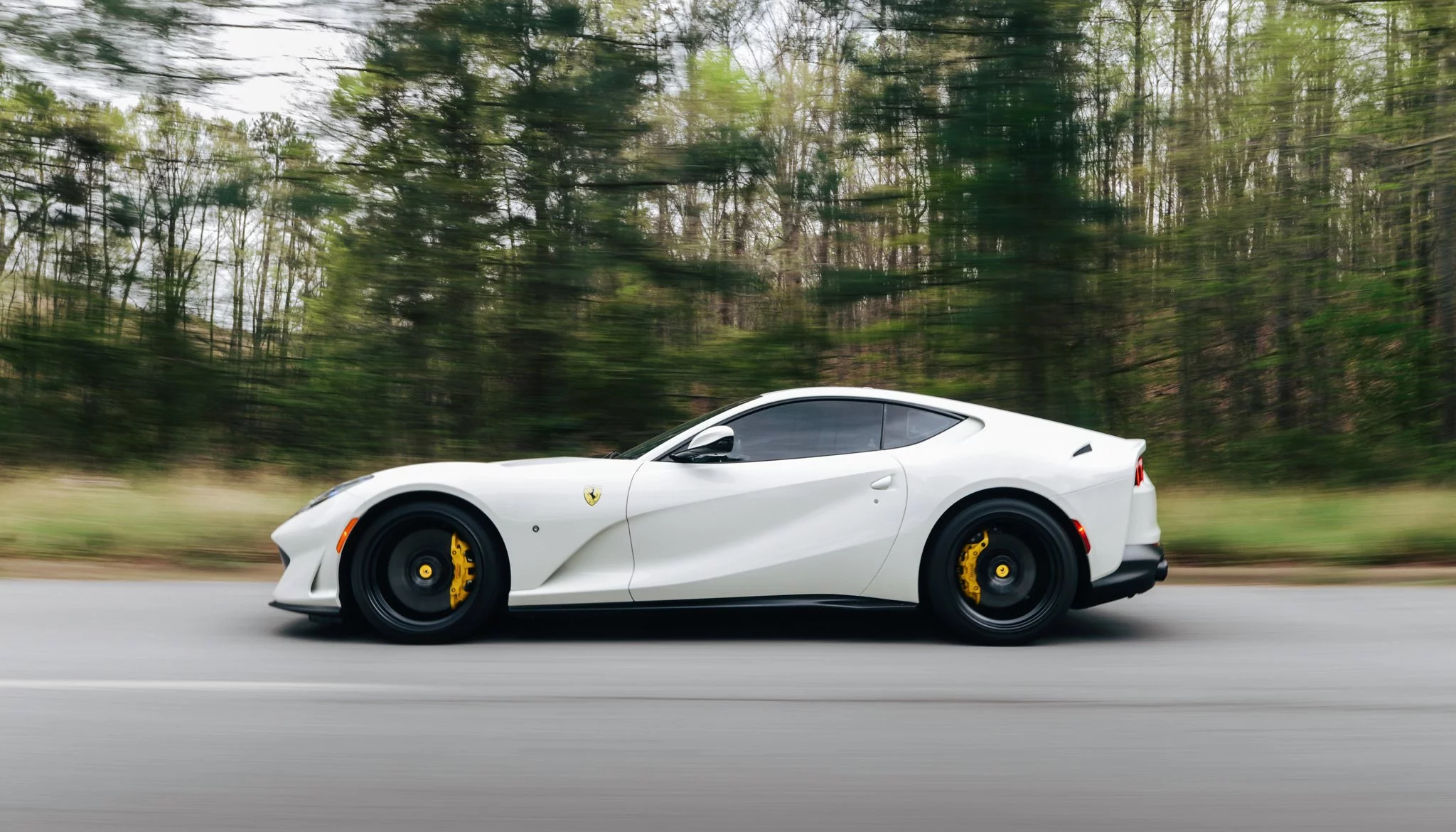 Bianco Avus Ferrari 812