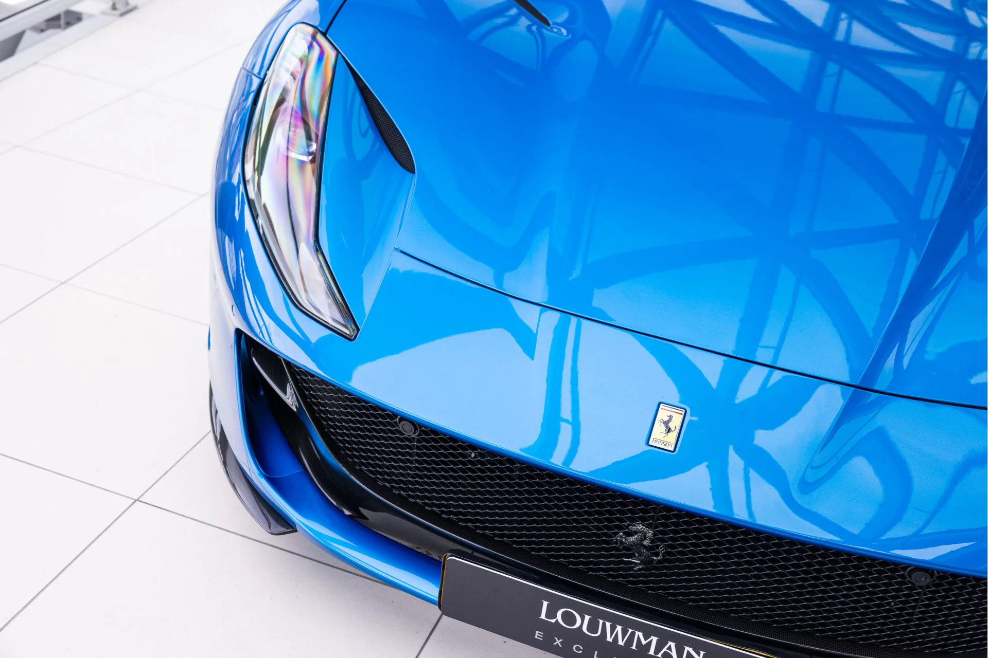 Blu Corsa Ferrari 812