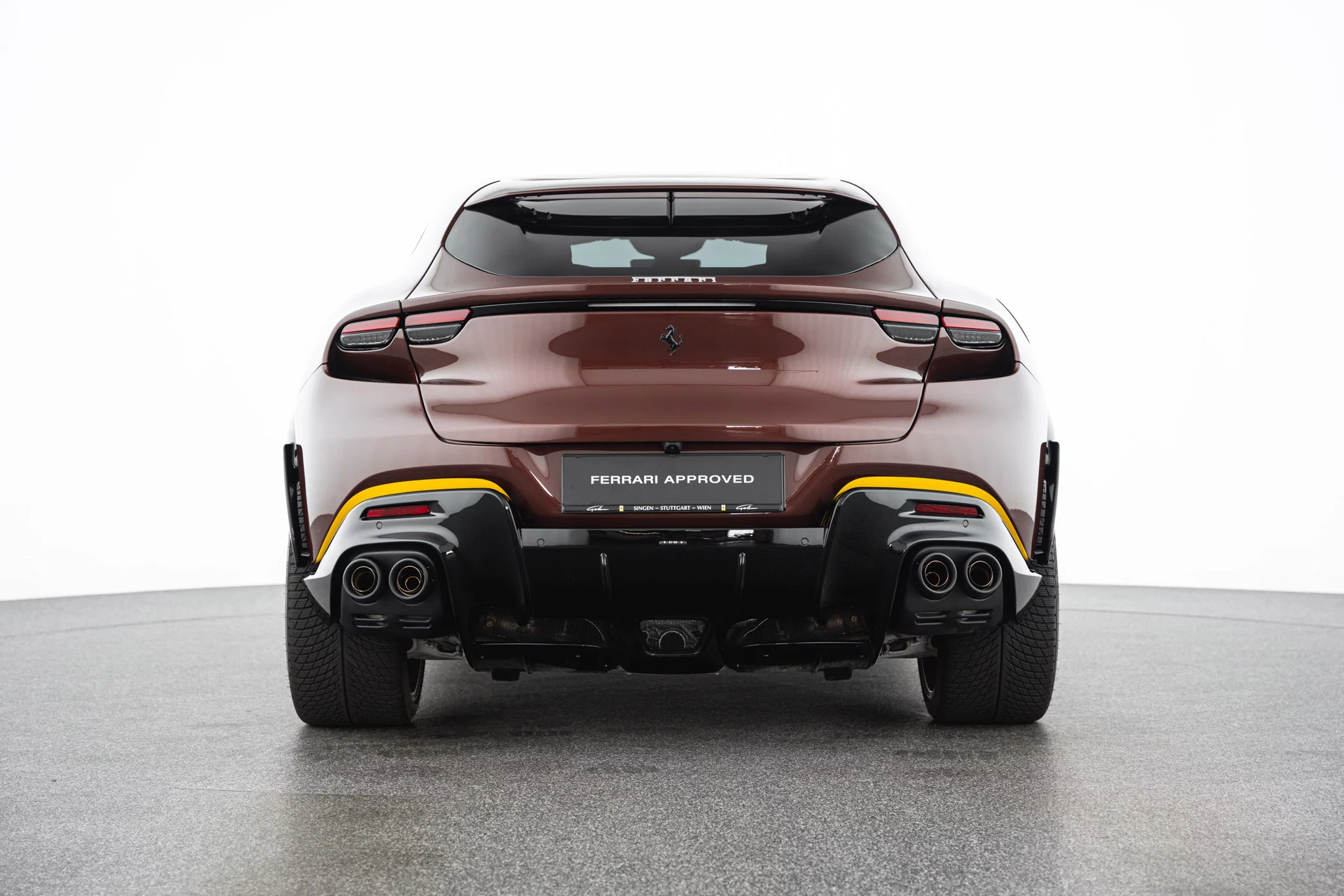 Prugna Ferrari Purosangue