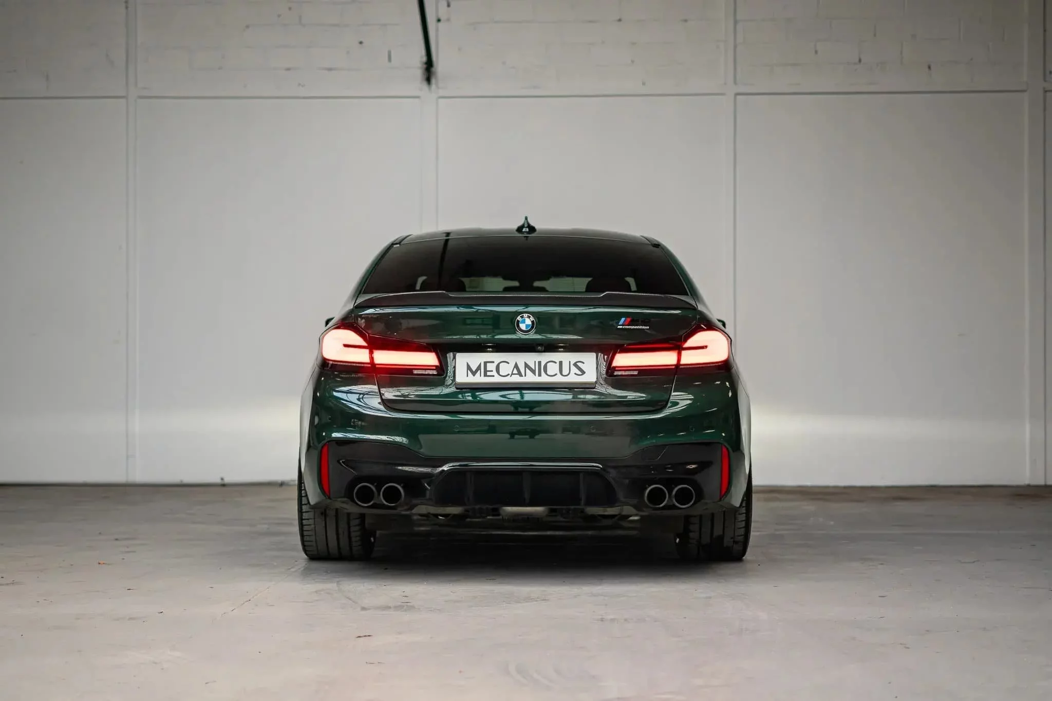 Goodwood Green BMW M5