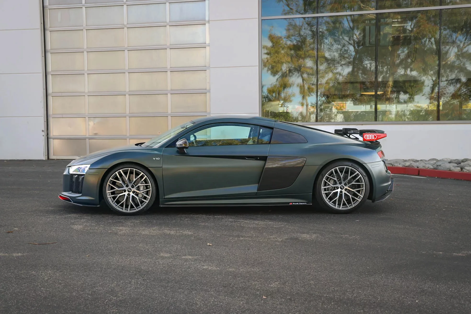 Camouflage Green Matte Audi R8