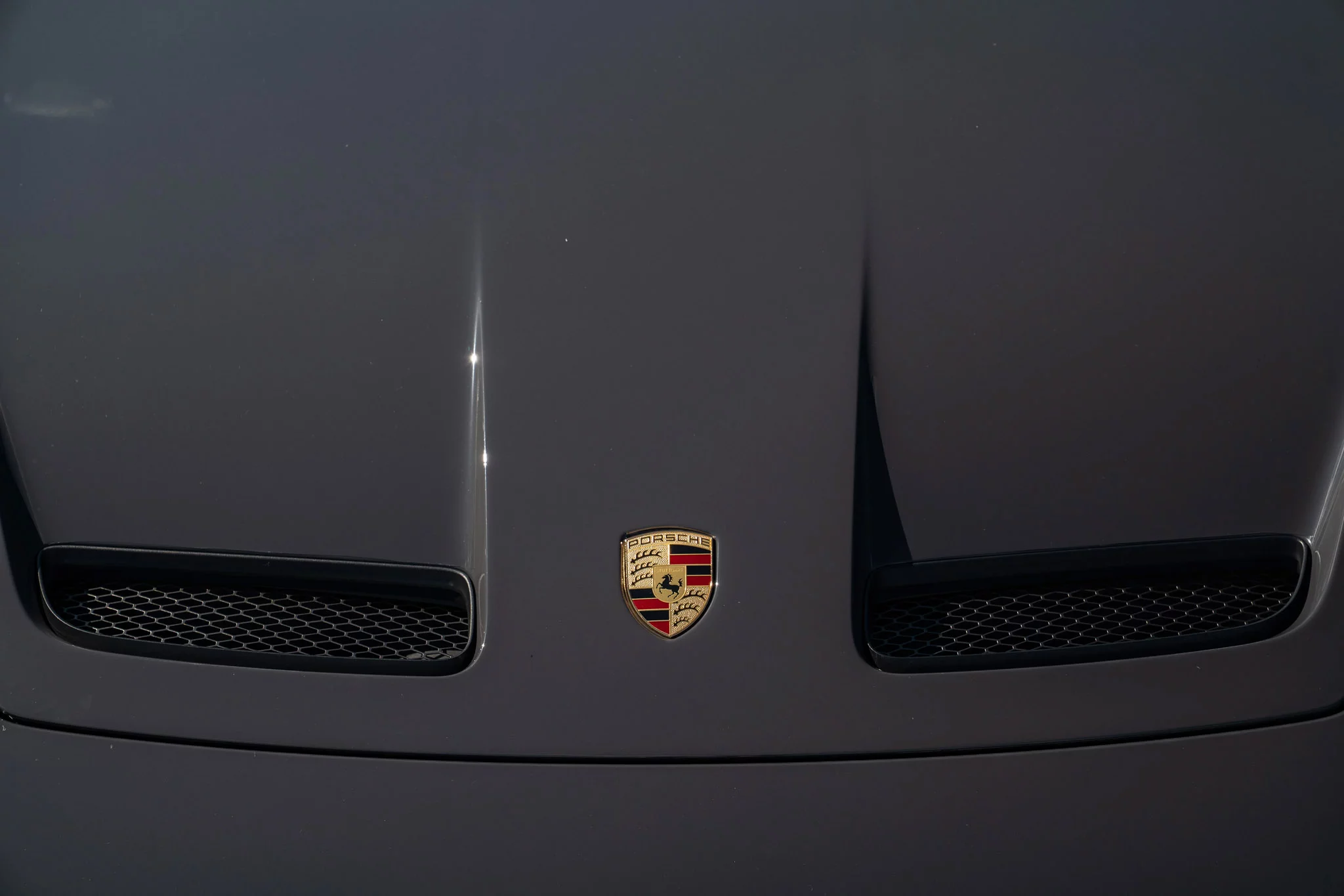 Grey Black Porsche 911 GT3