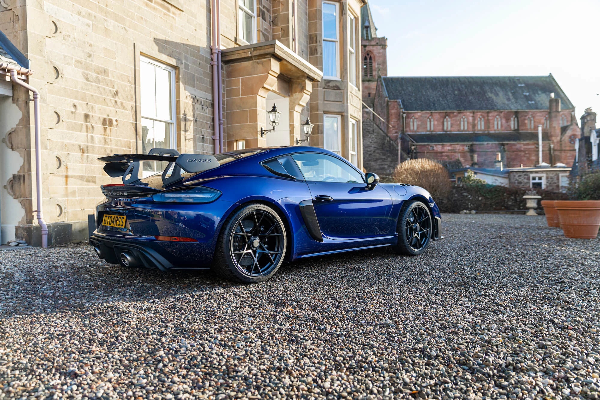 Gentian Blue Metallic Porsche 718 Cayman GT4 RS