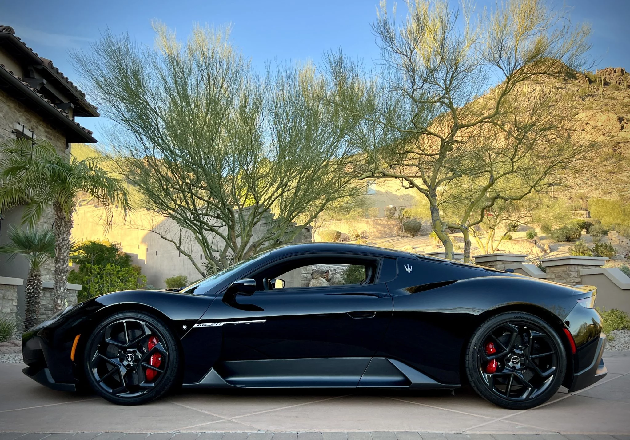 Nero Enigma Maserati MC20