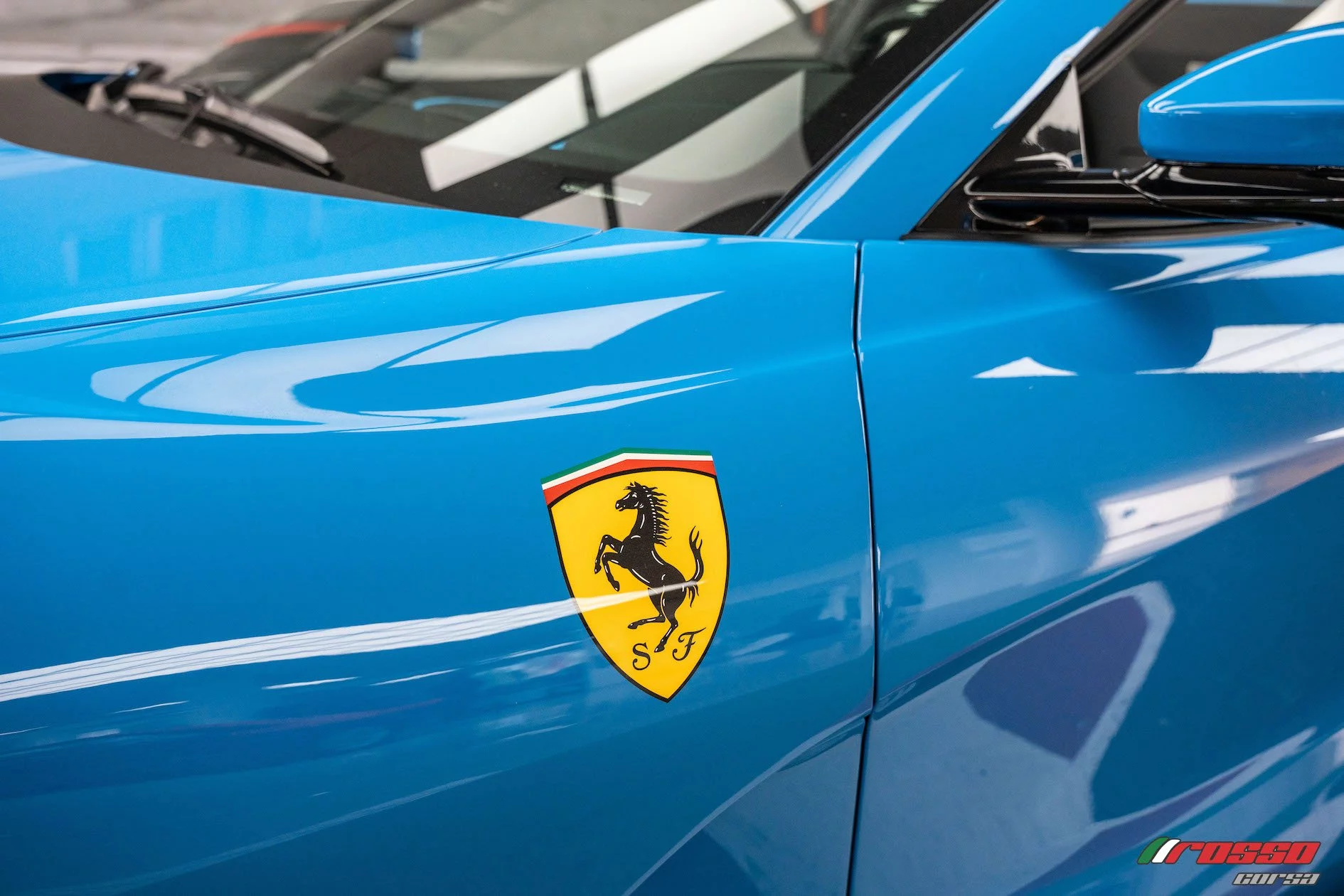 Azzurro Lechler Ferrari 812