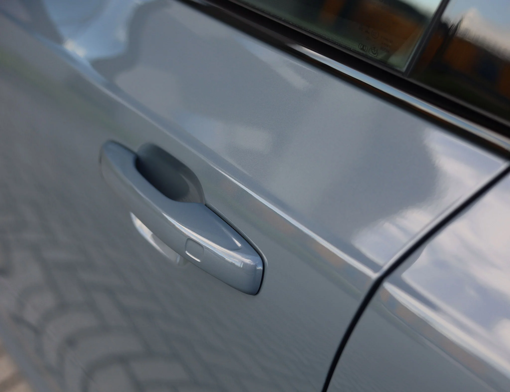 Thunder Grey Volvo XC90