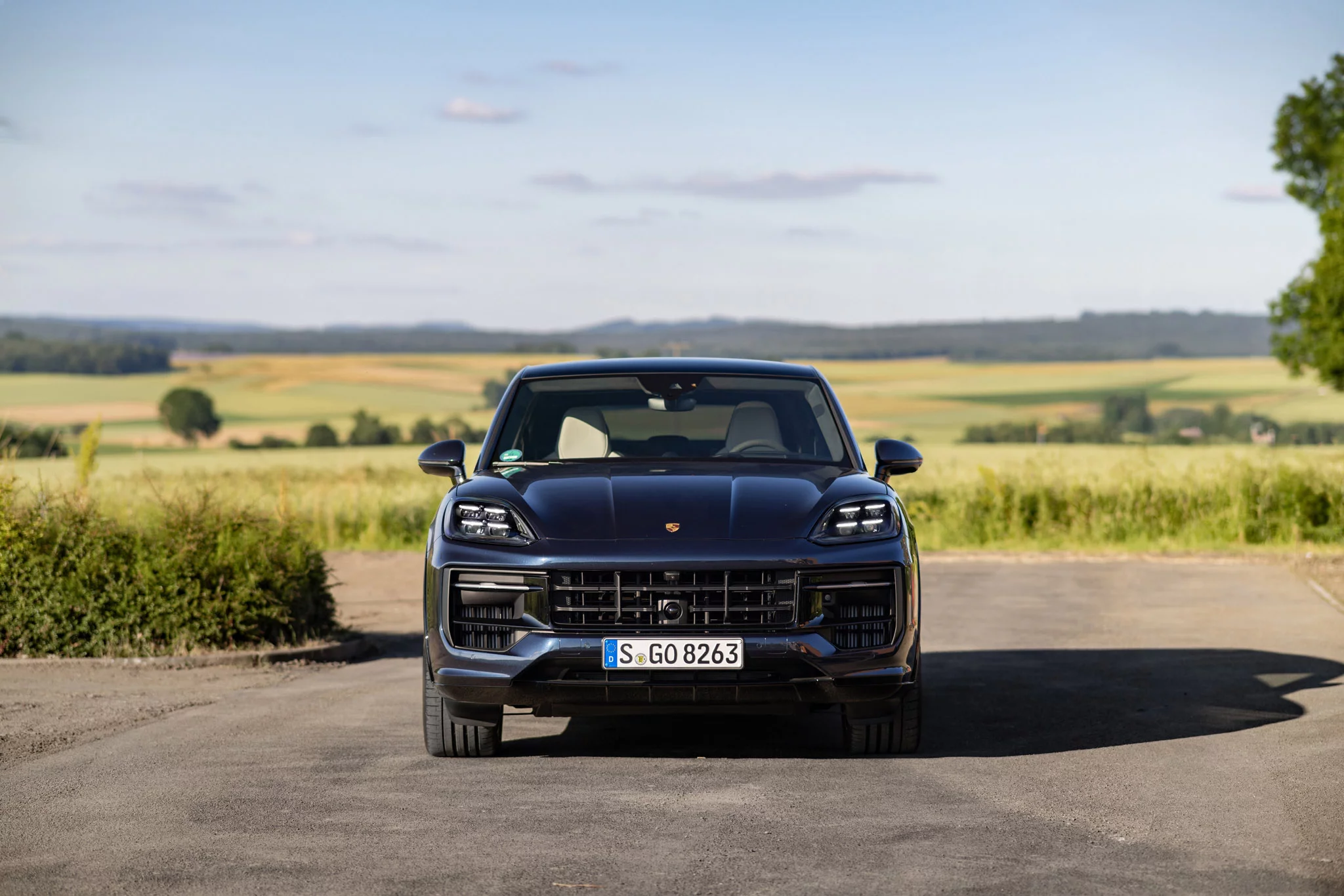 Algarve Blue Metallic Porsche Cayenne