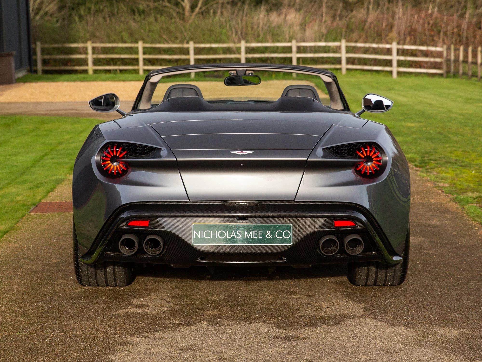 Hammerhead Silver Aston Martin Vanquish