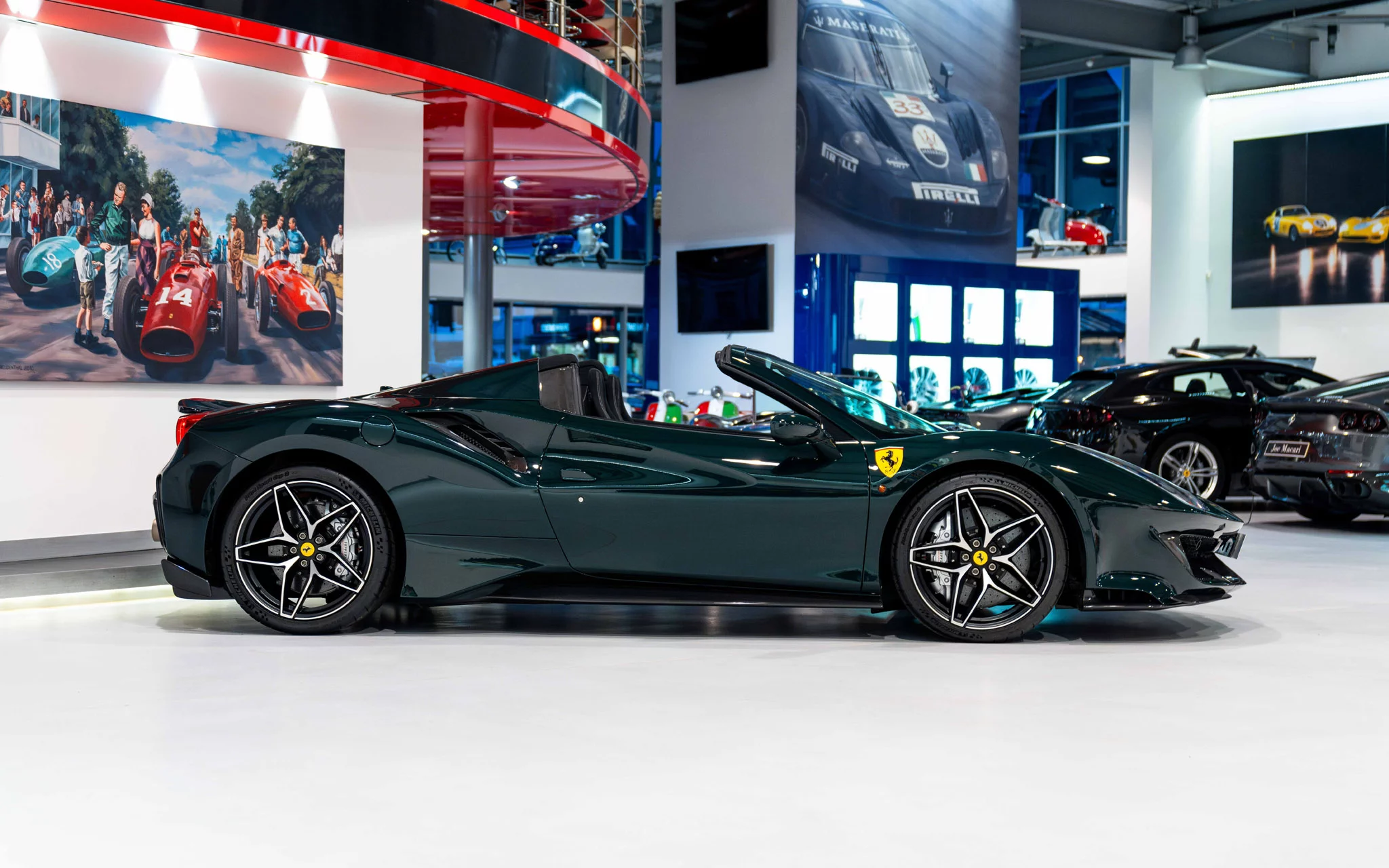 Verde British Racing Ferrari 488