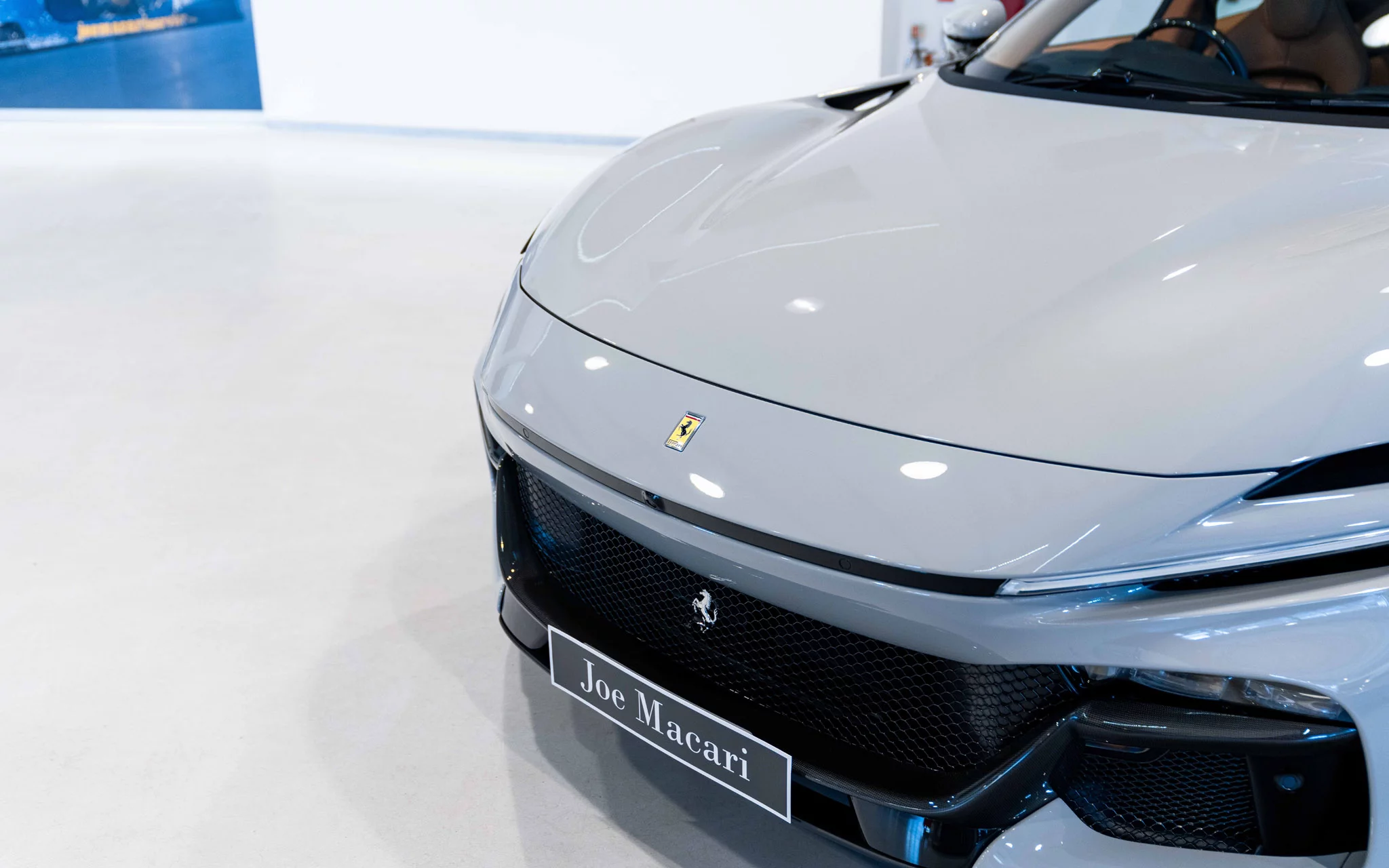 Grigio Squalo Ferrari Purosangue