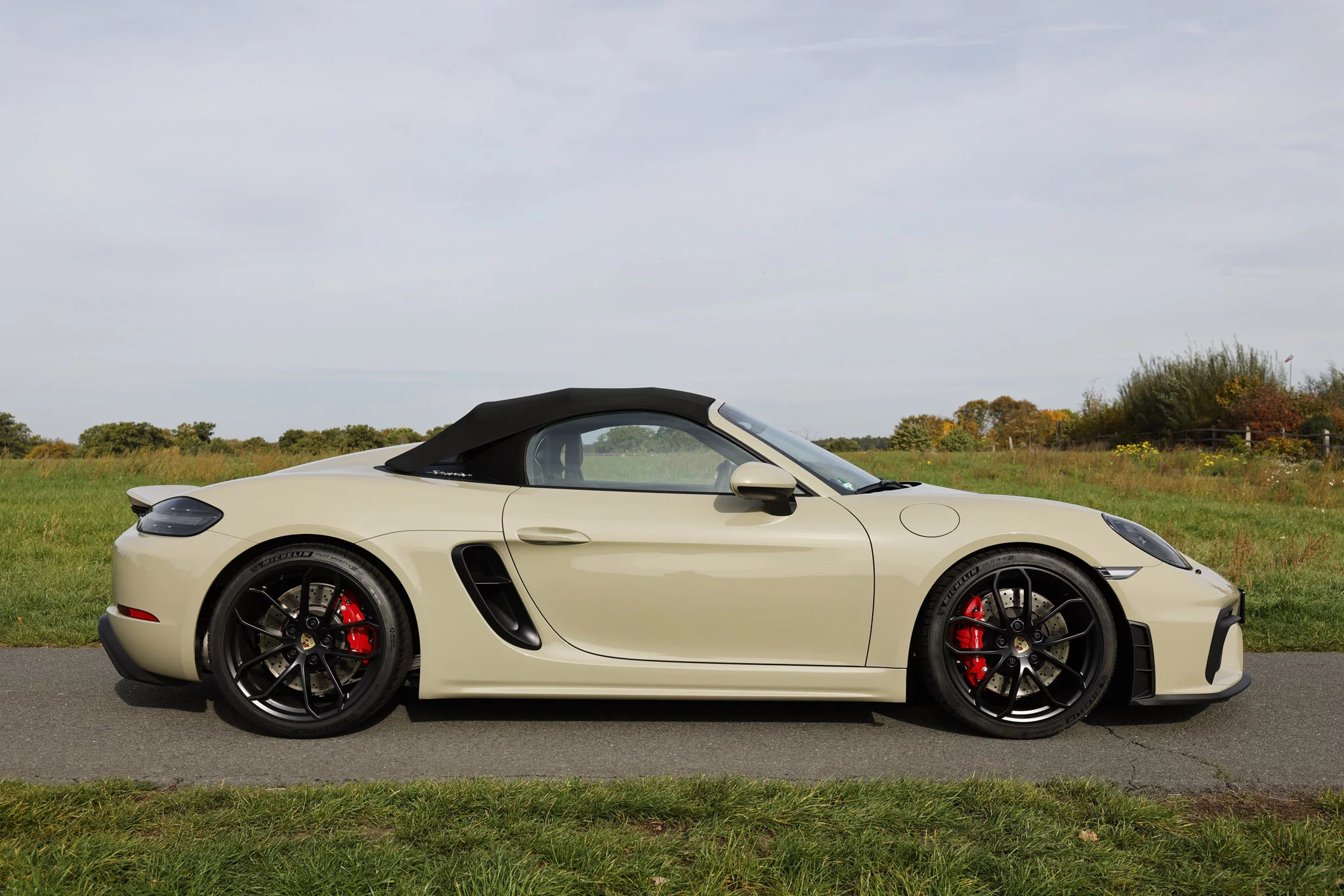 Stone Grey Porsche 718