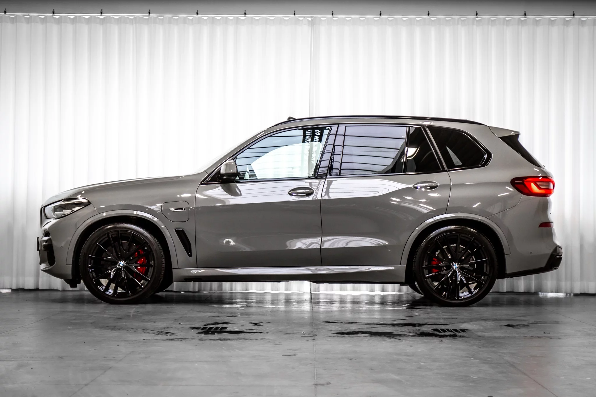 Lime Rock Grey BMW X5