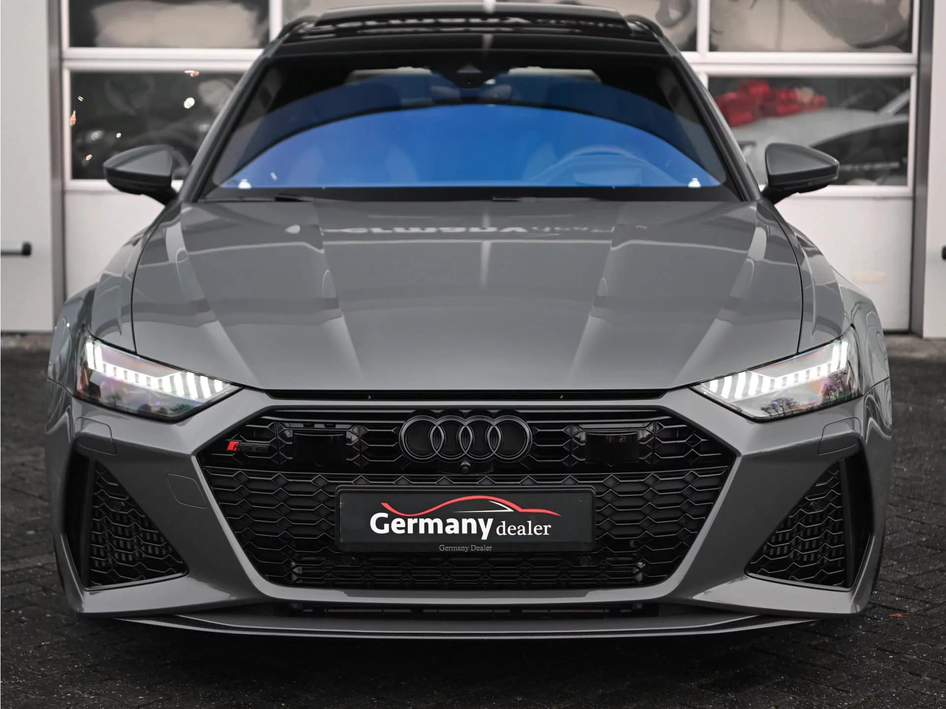 Nimbus Grey Audi RS6 Avant