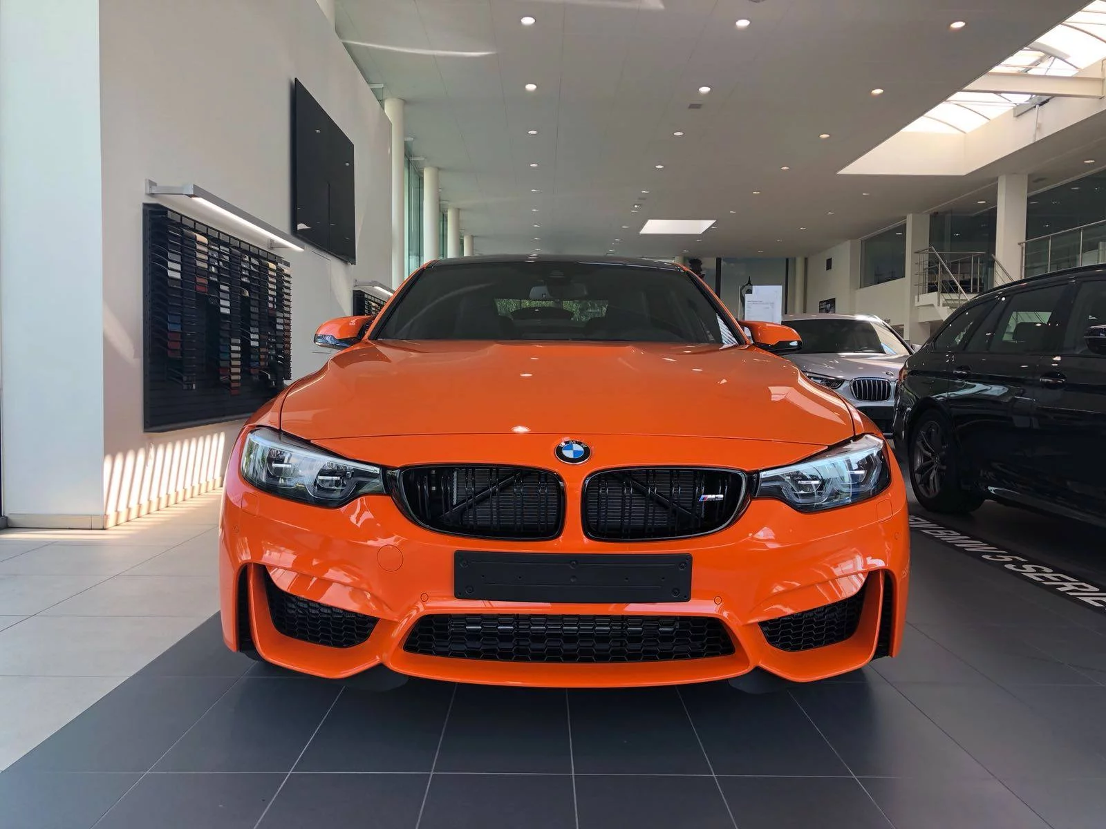 Fire Orange II BMW M3
