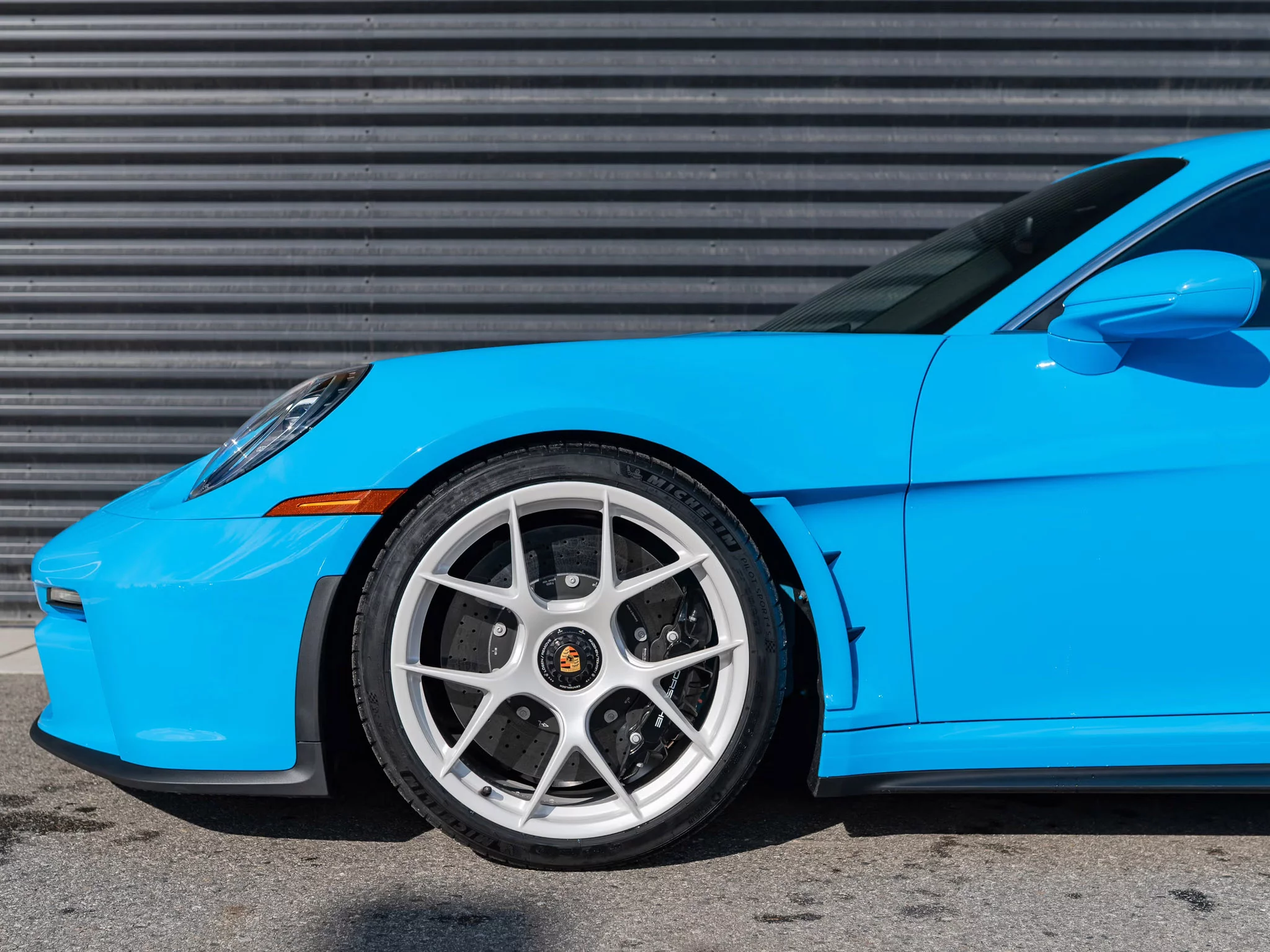 Riviera Blue Porsche 911 S/T