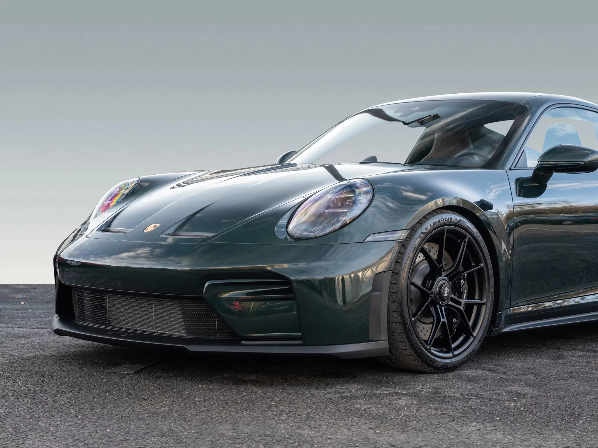 Forest Green Metallic Porsche 911 GT3