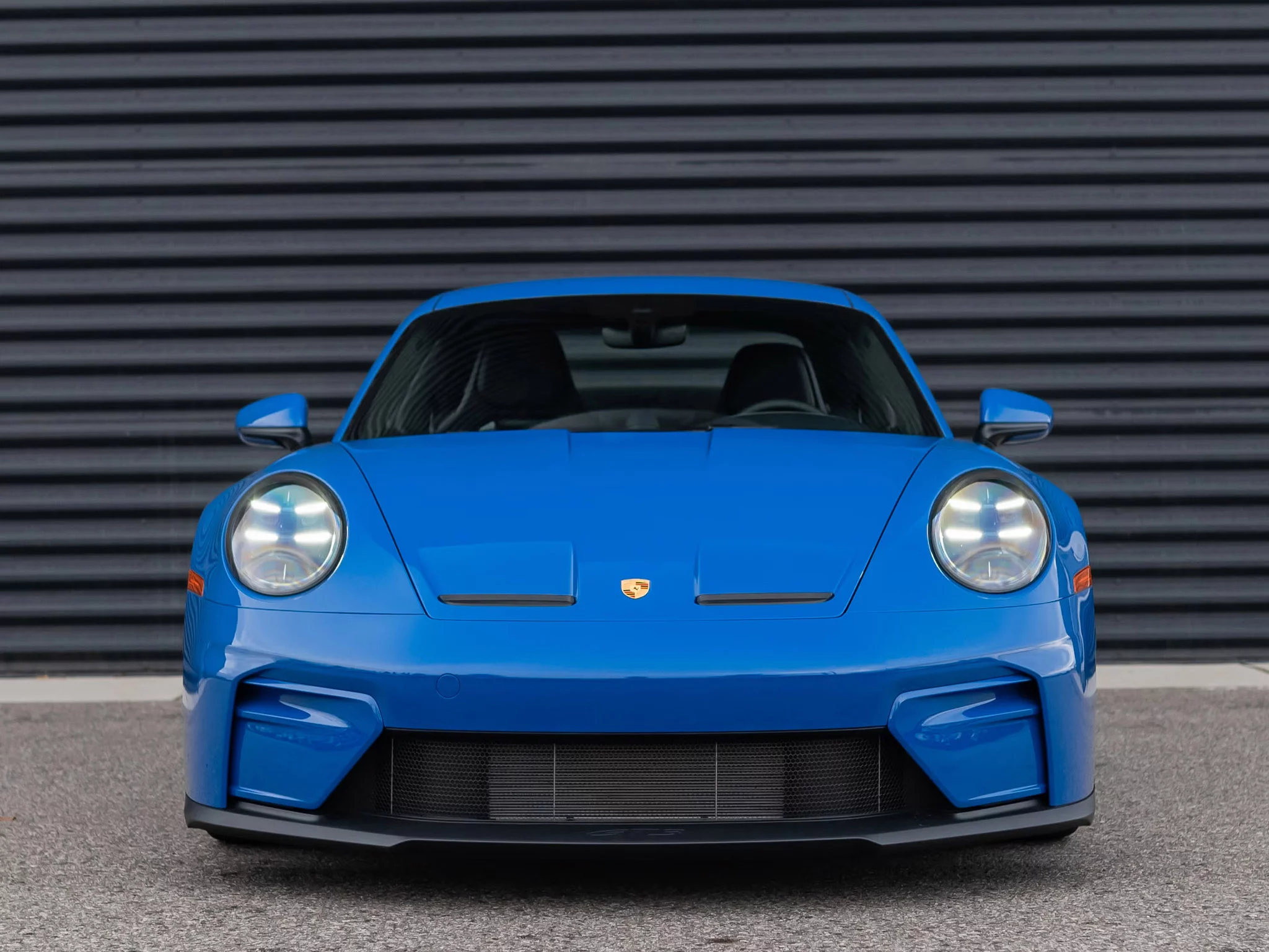 Lugano Blue Porsche 911 GT3