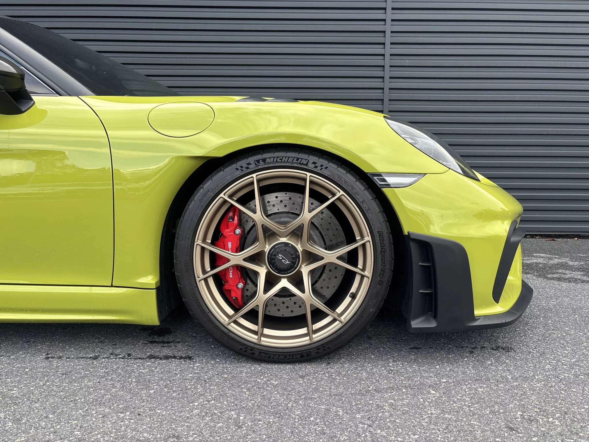Linden Green Porsche 718 Spyder RS