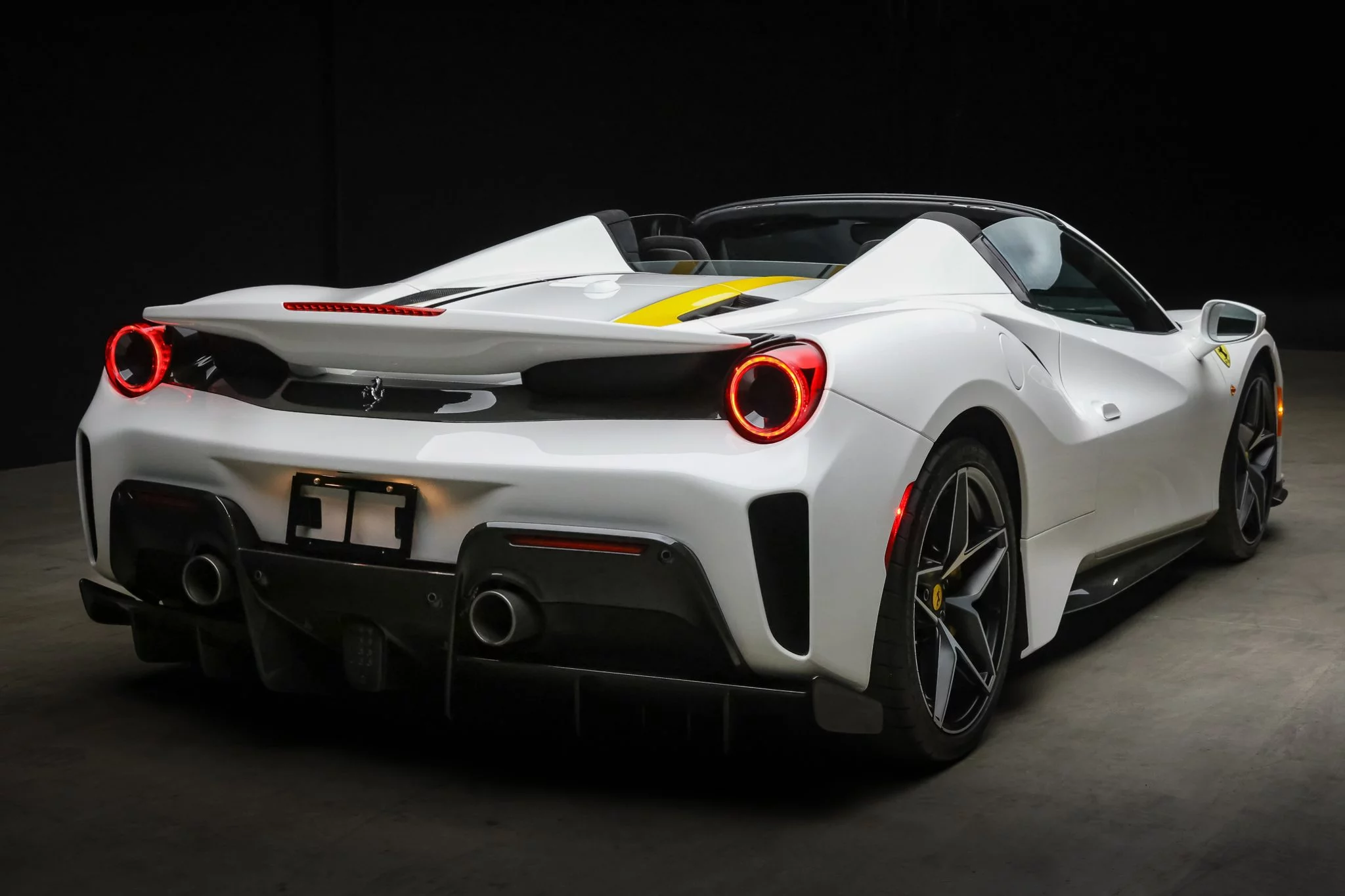 Bianco King Ferrari 488