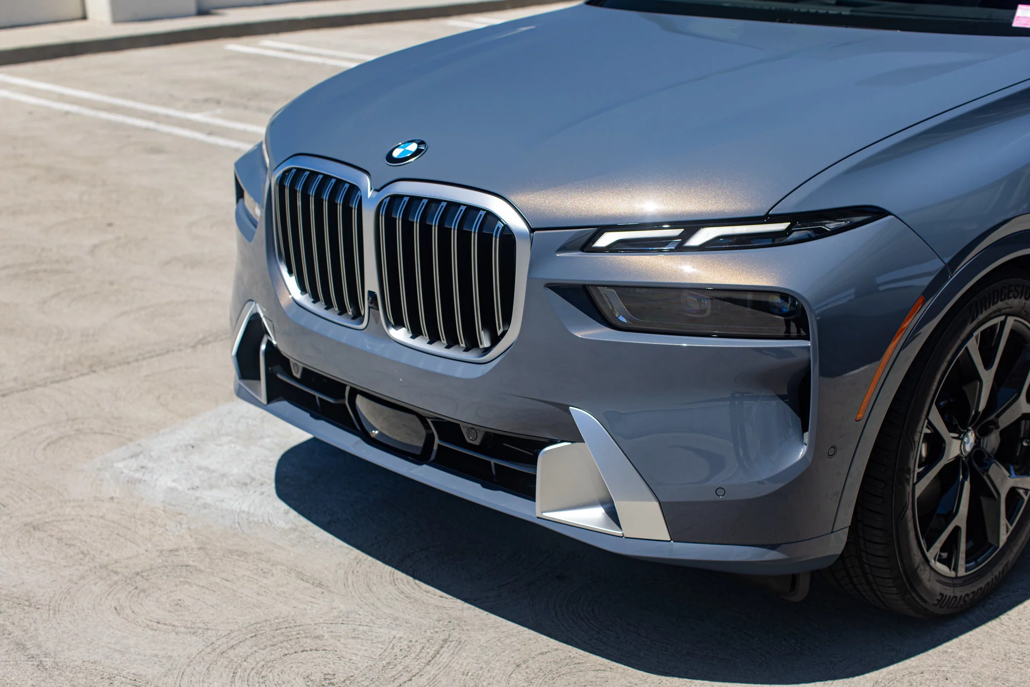 Sparkling Copper Grey BMW X7