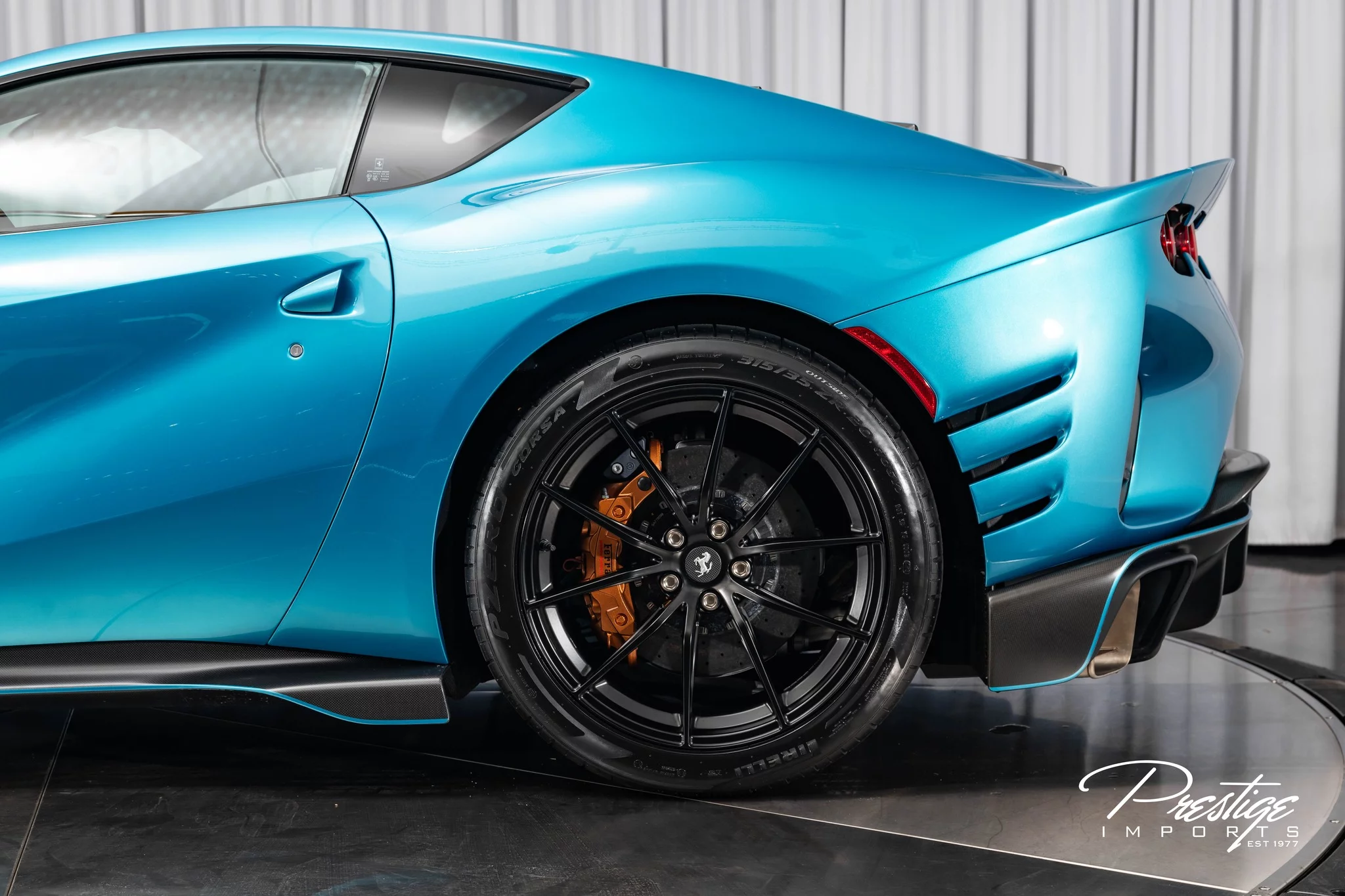 Verde Menthe Ferrari 812