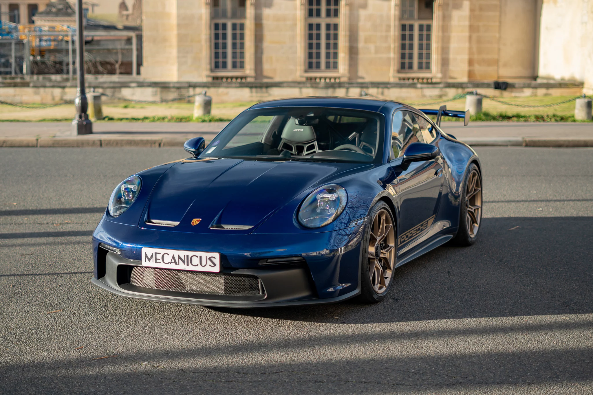 Gentian Blue Metallic Porsche 911 GT3