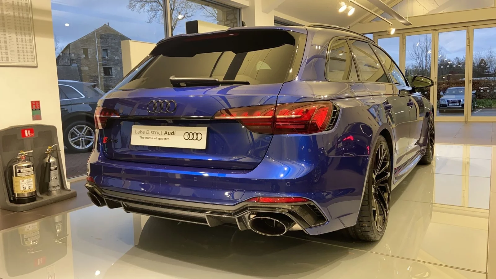 Racing Blue Audi RS4 Avant