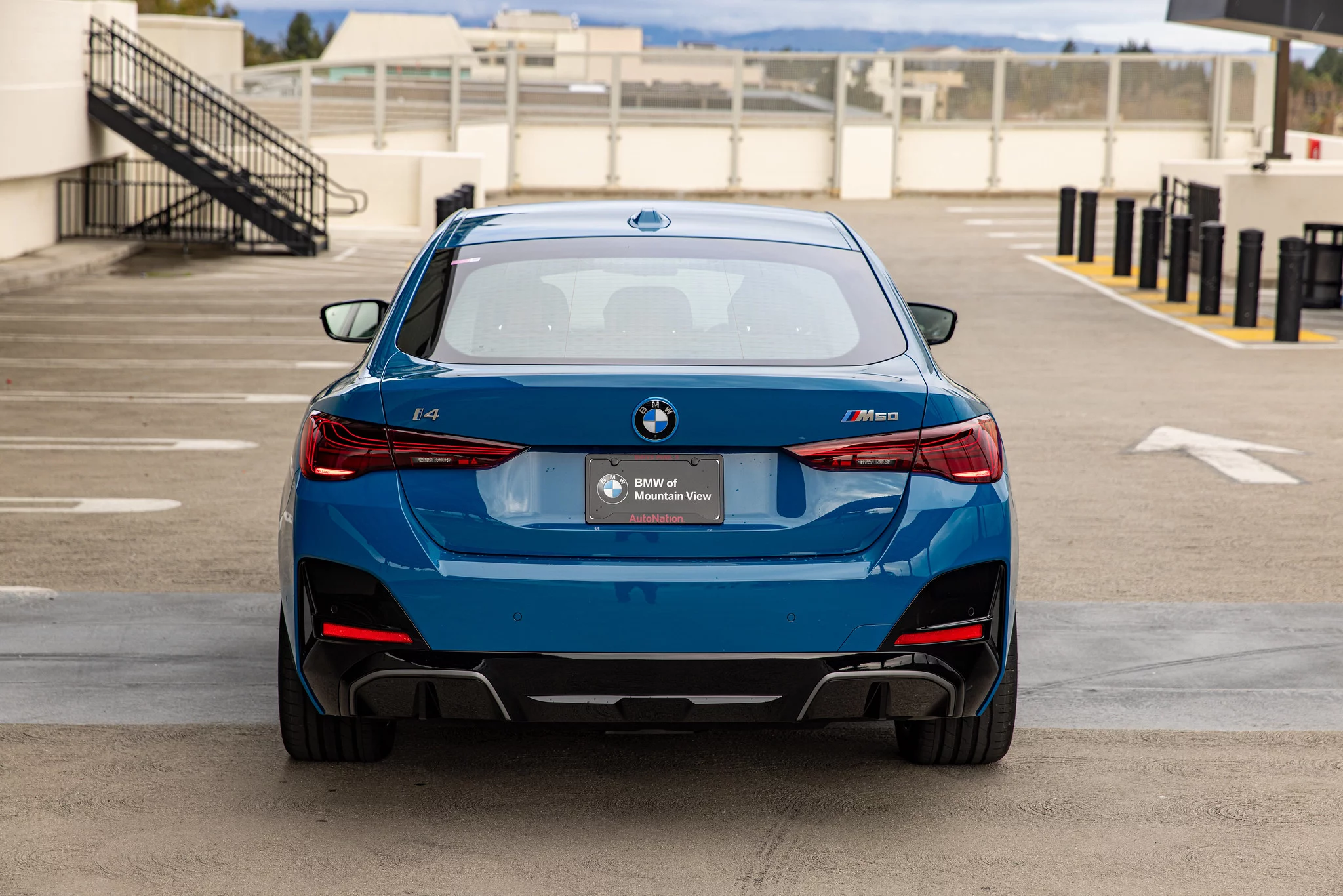 Laguna Seca Blue BMW i4