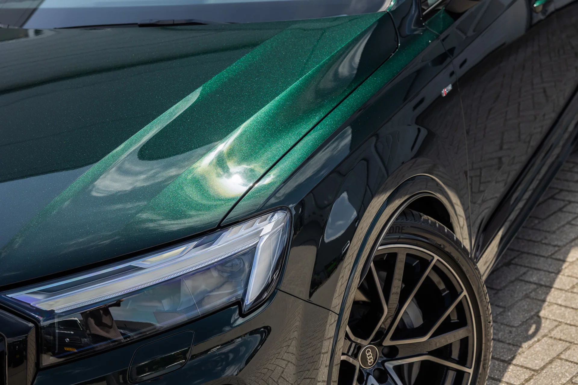 Deep Green Audi Q7