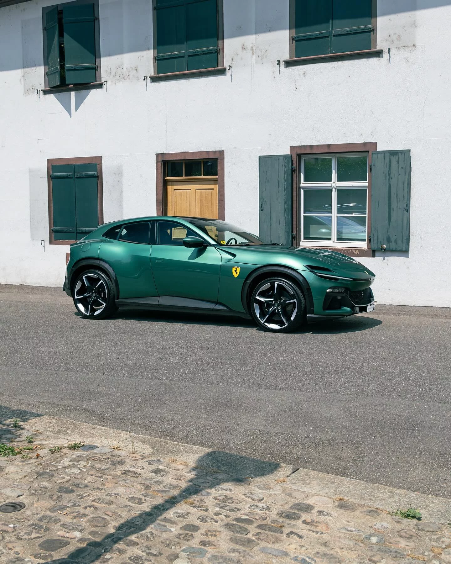 Verde Medio Ferrari Purosangue