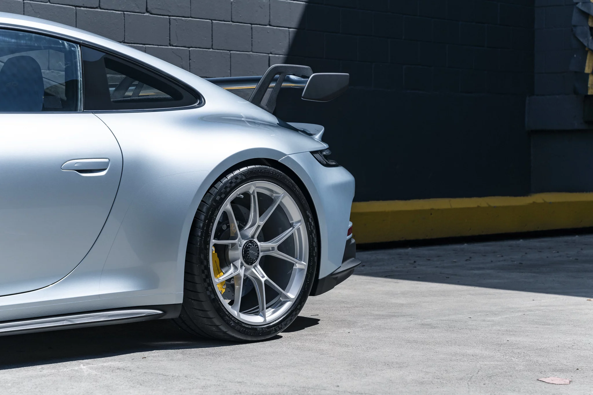 Azzurro Thetys Porsche 911 GT3