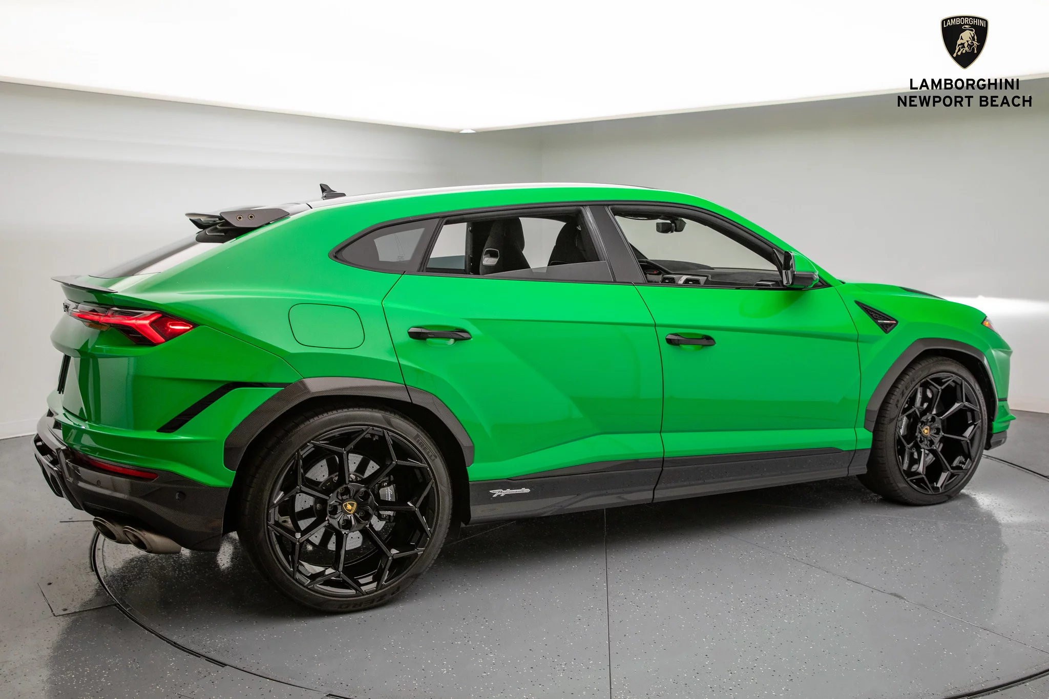 Verde Viper Lamborghini Urus