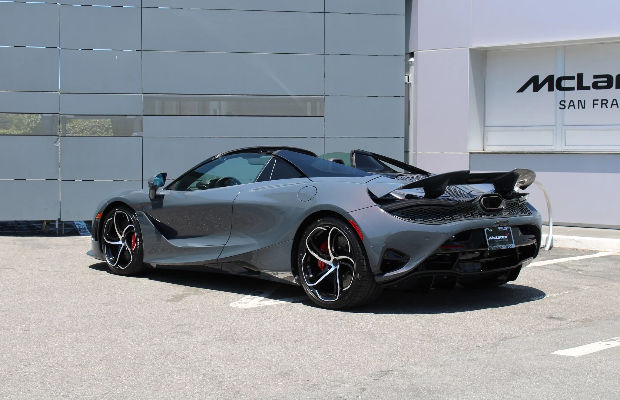 Lava Grey McLaren 750S