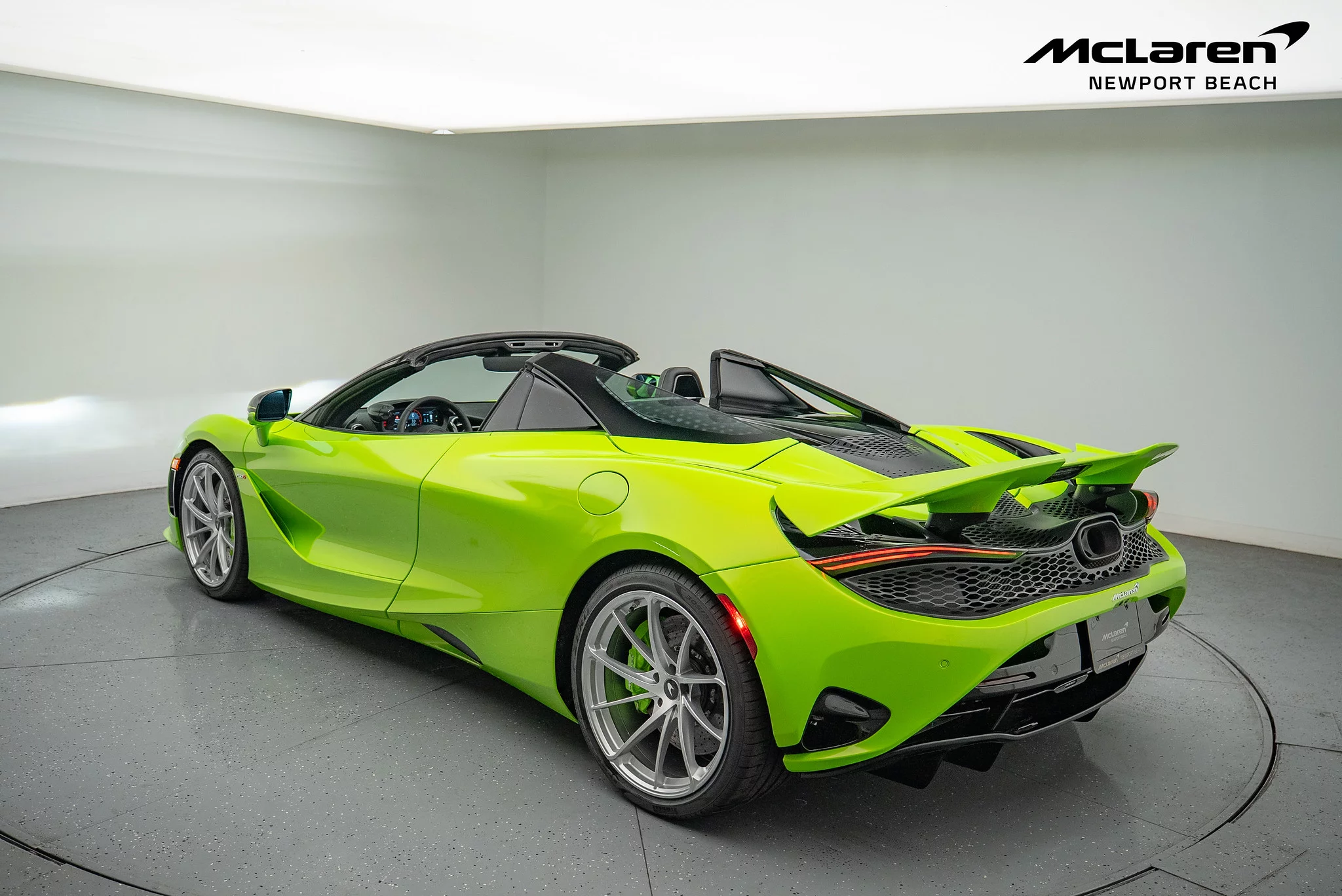 Napier Green McLaren 750S