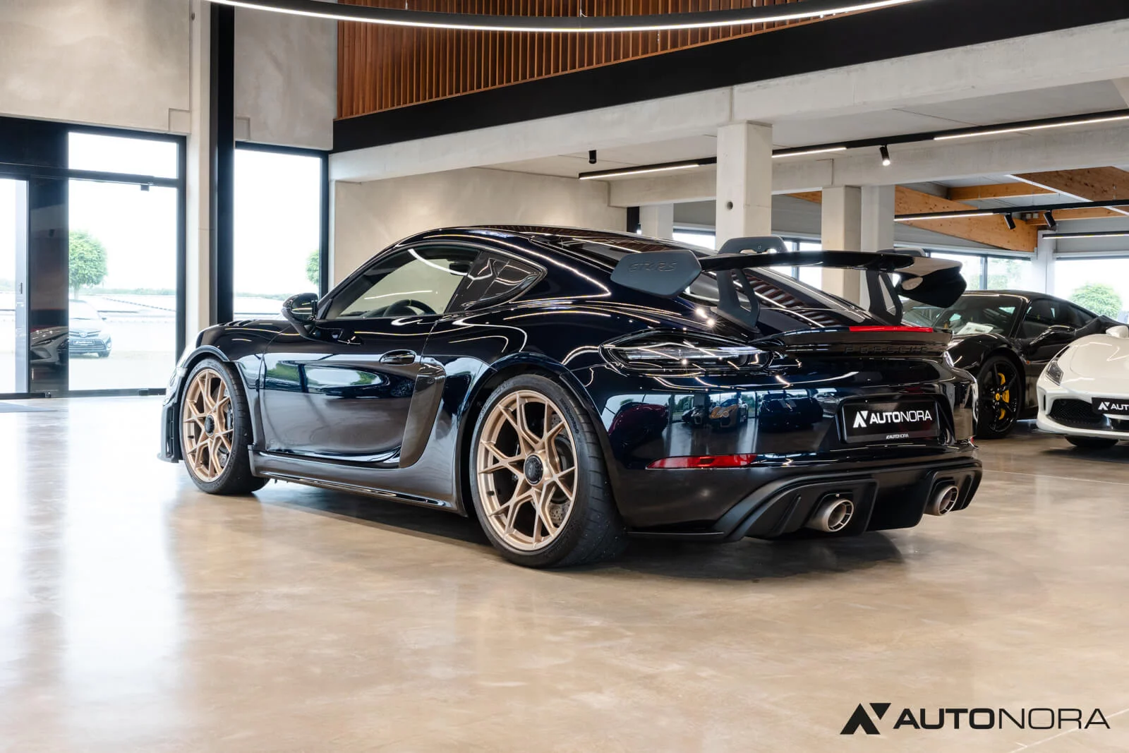 Moonlight Blue Metallic Porsche 718 Cayman GT4 RS