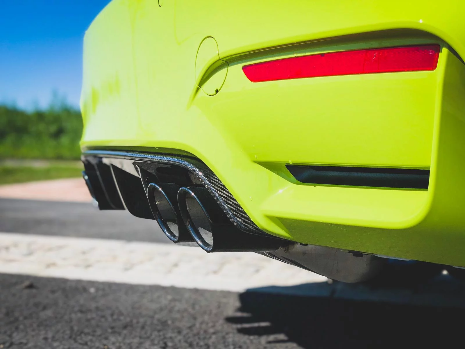 Birch Green BMW M4