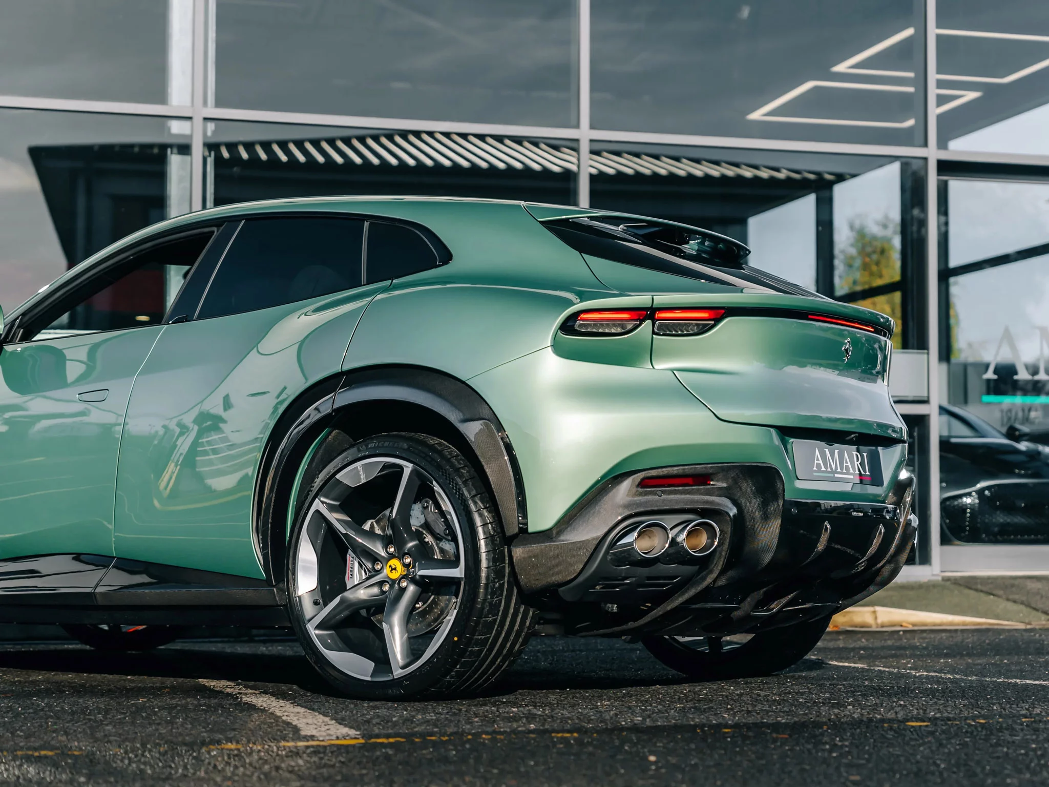 Verde Dora Ferrari Purosangue