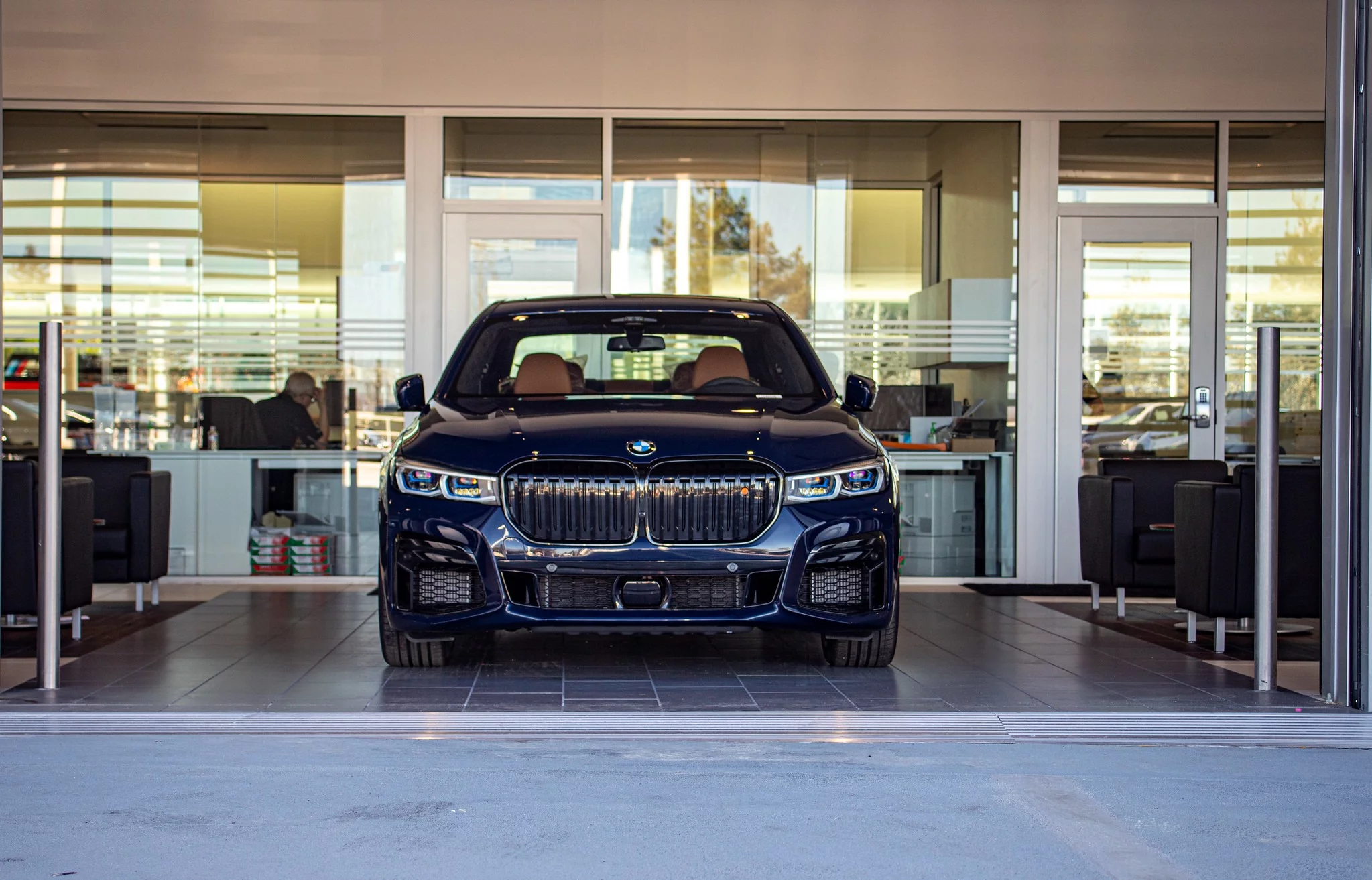Black Blue BMW 7 Series
