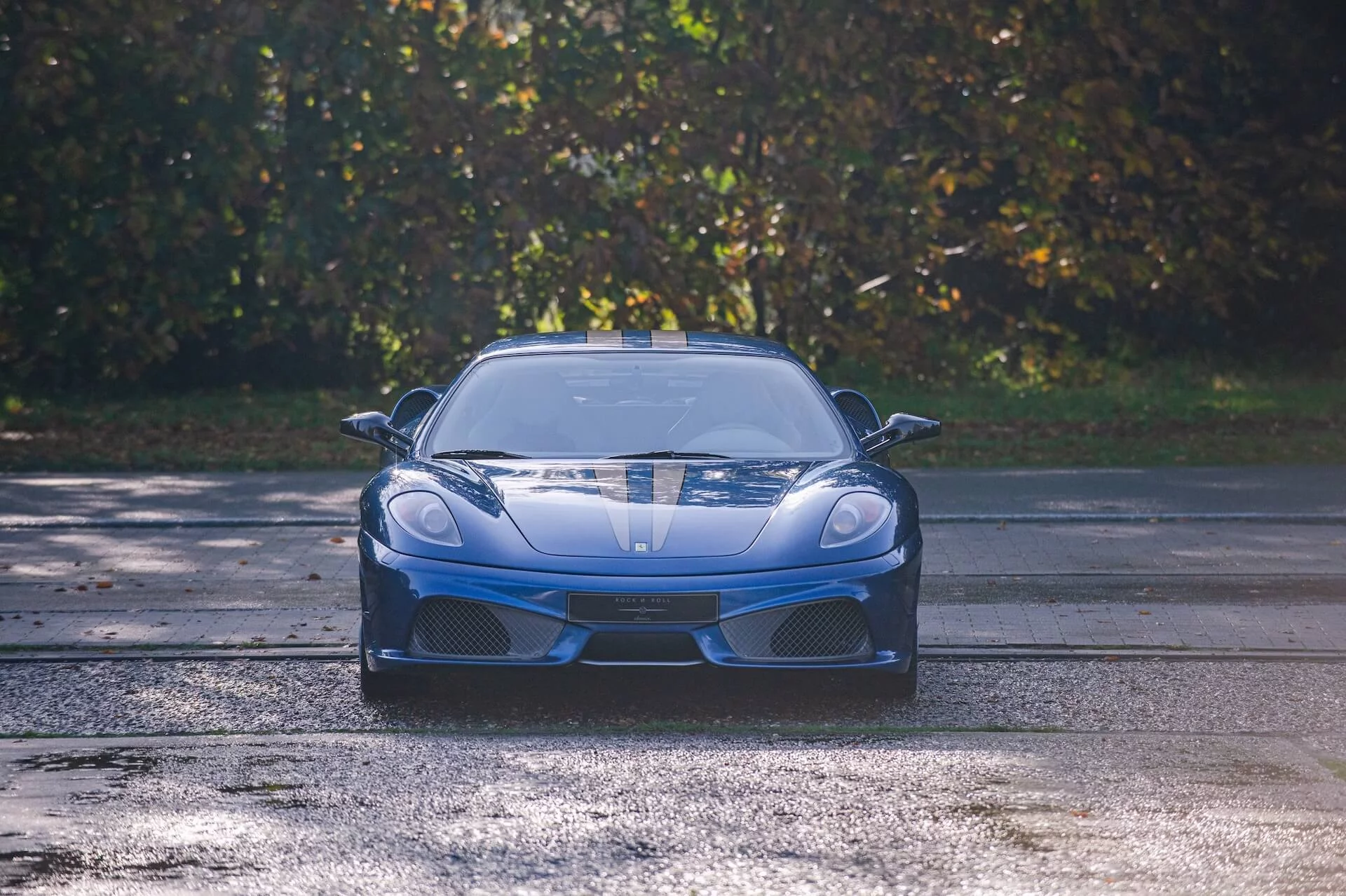 Blu Mirabeau Ferrari 430 Scuderia