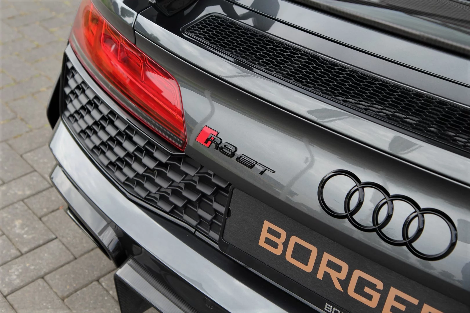 Daytona Grey Audi R8