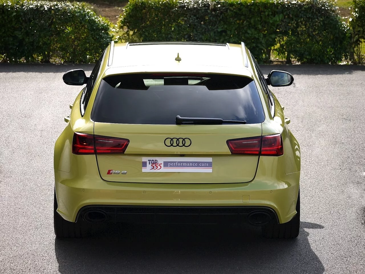 Peridot Metallic Audi RS6 Avant