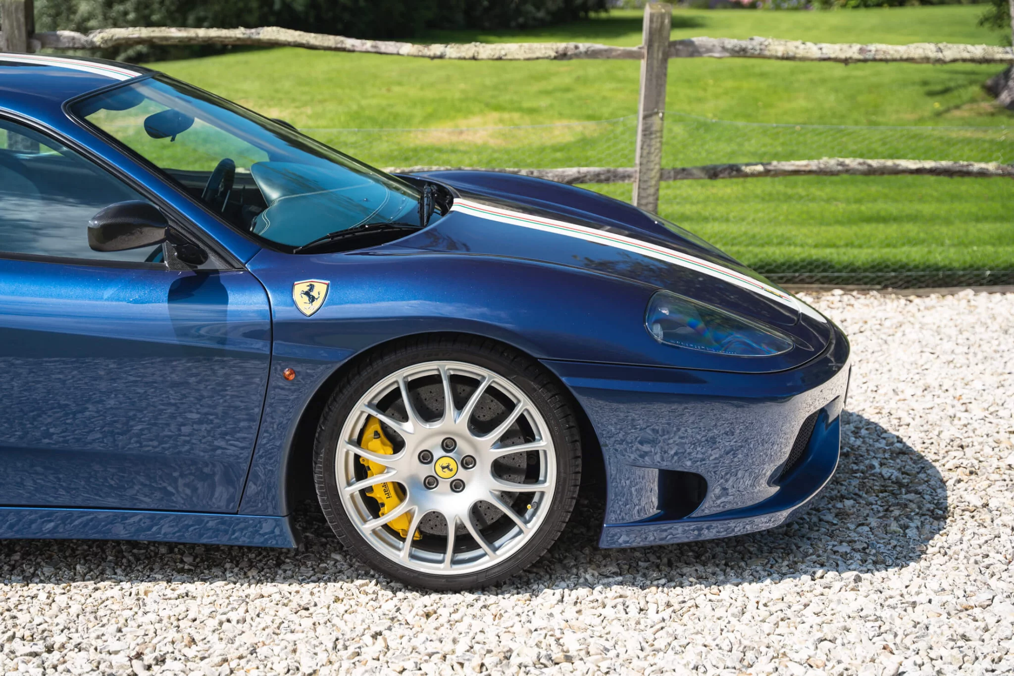 Blu Mirabeau Ferrari 360