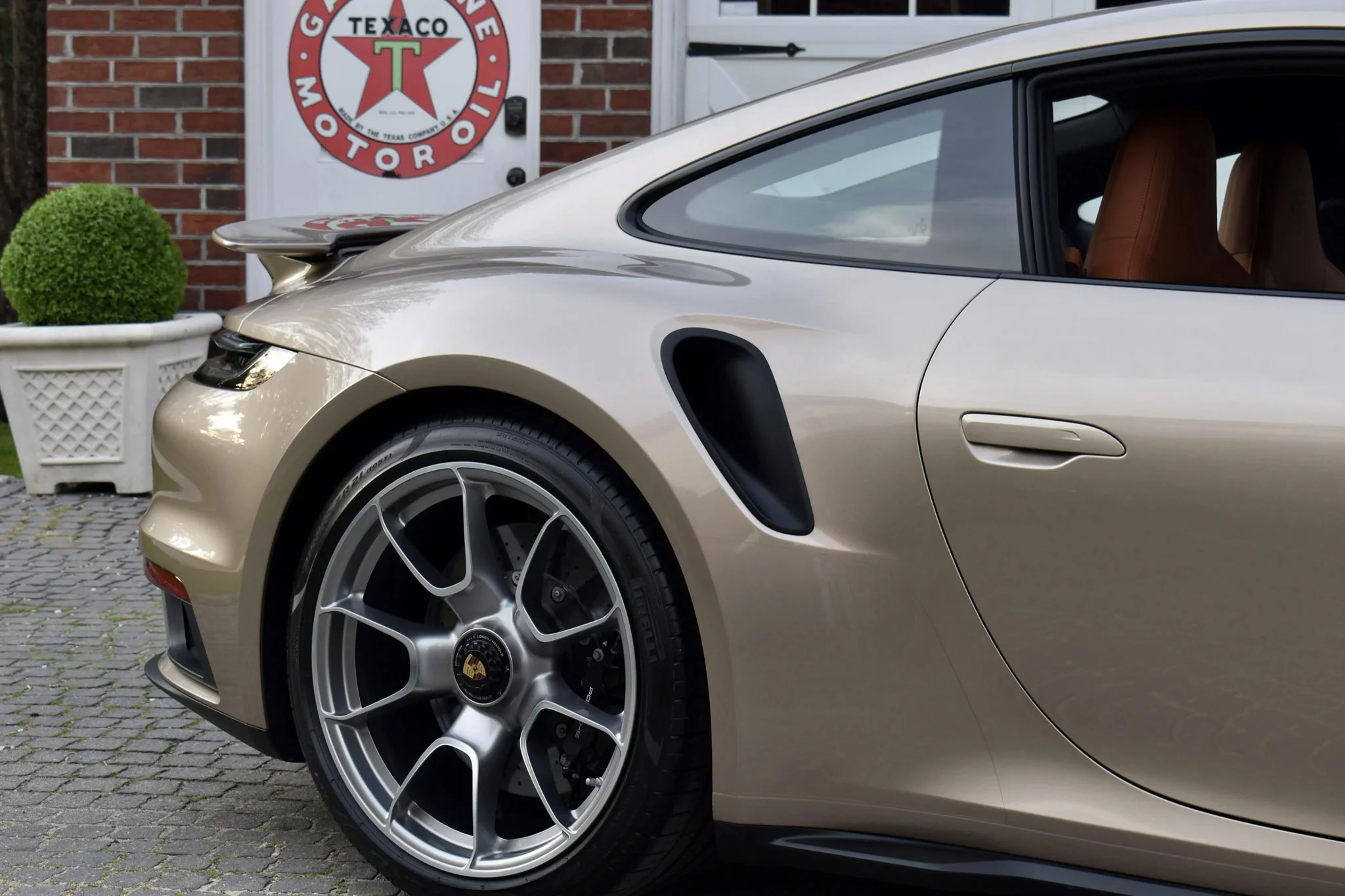 Palladium Metallic Porsche 911 Turbo