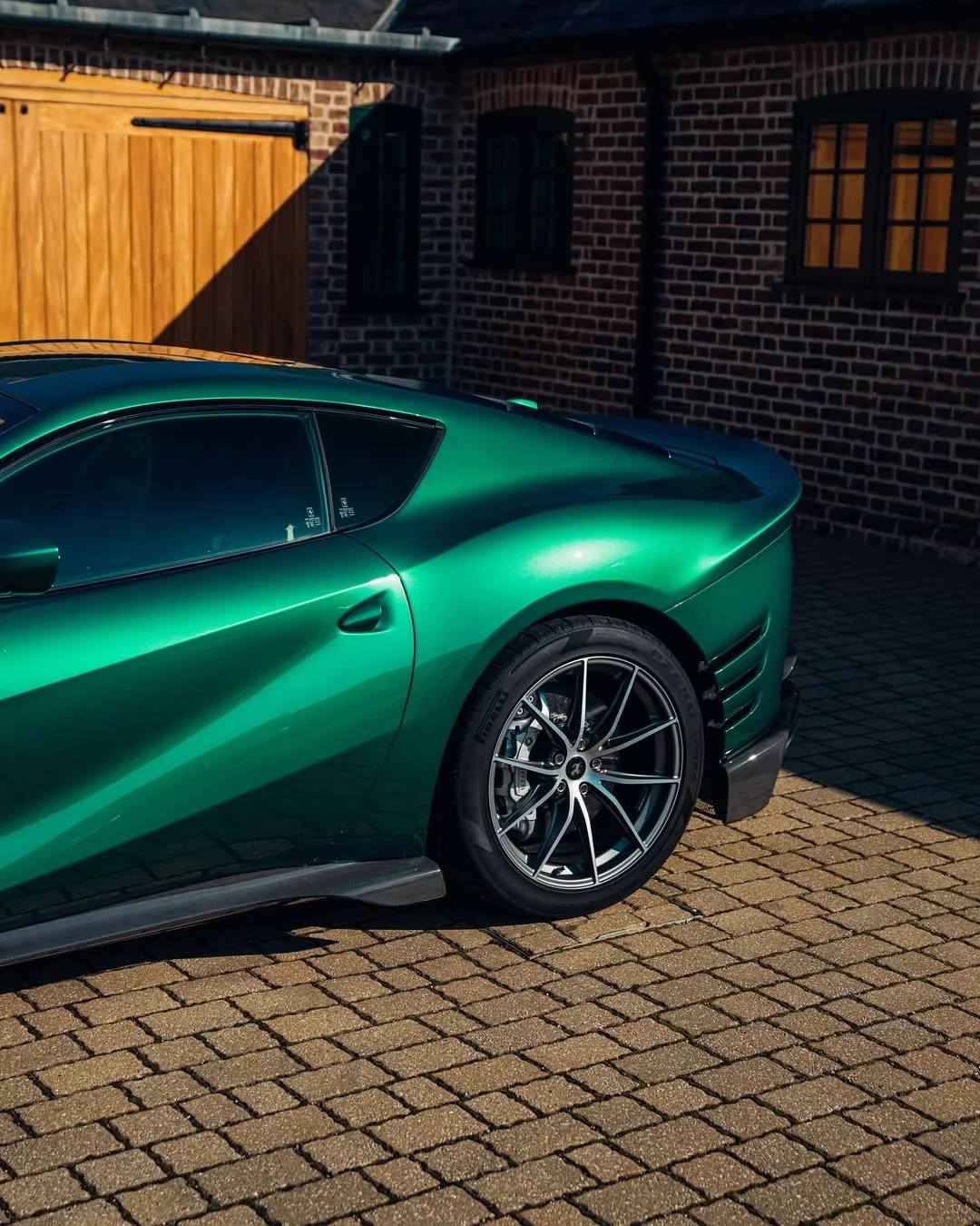 Verde Pino Ferrari 812
