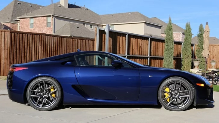 Lapis Lazuli Lexus LFA