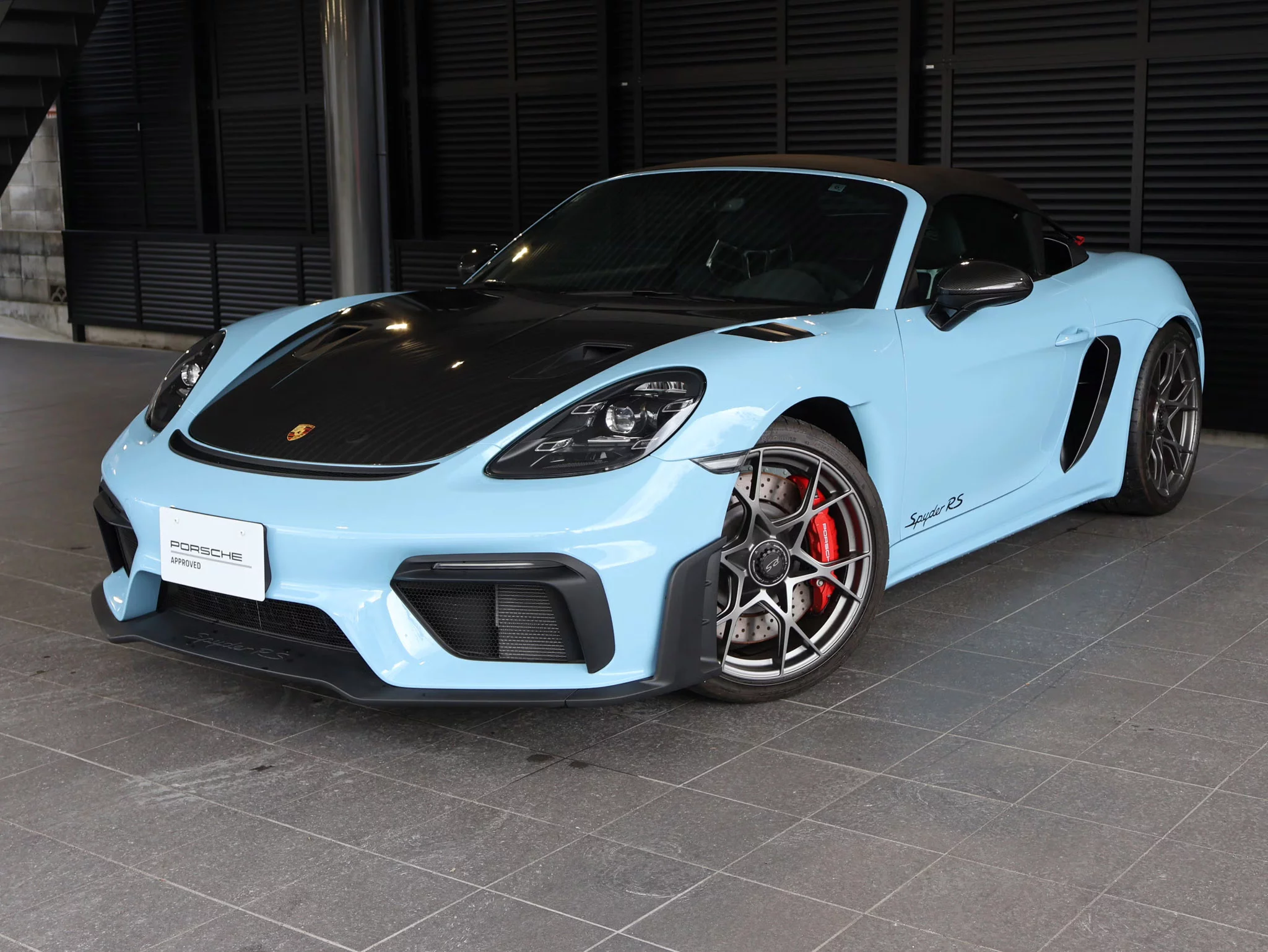 Gulf Blue Porsche 718 Spyder RS