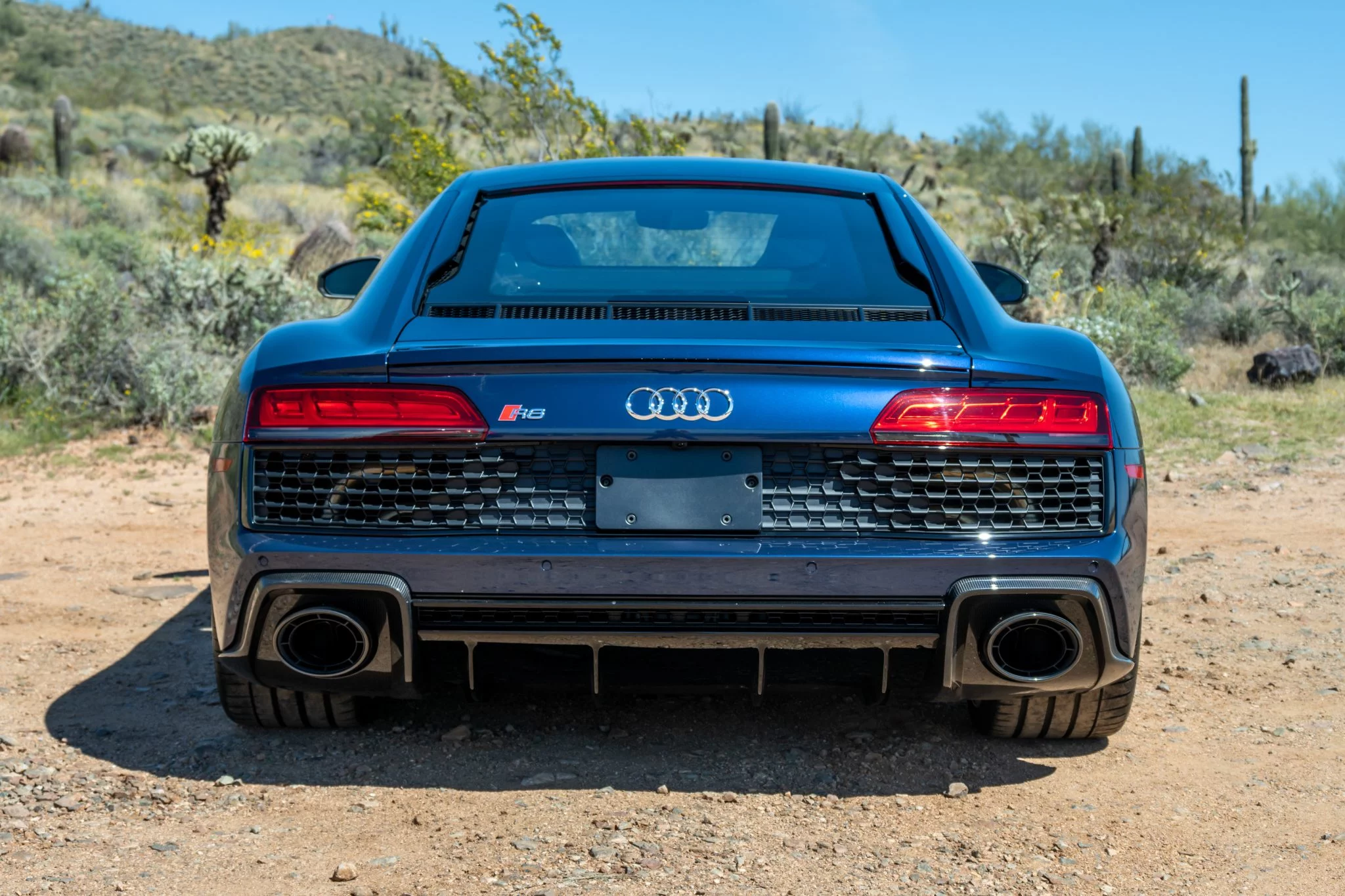Mugello Blue Audi R8
