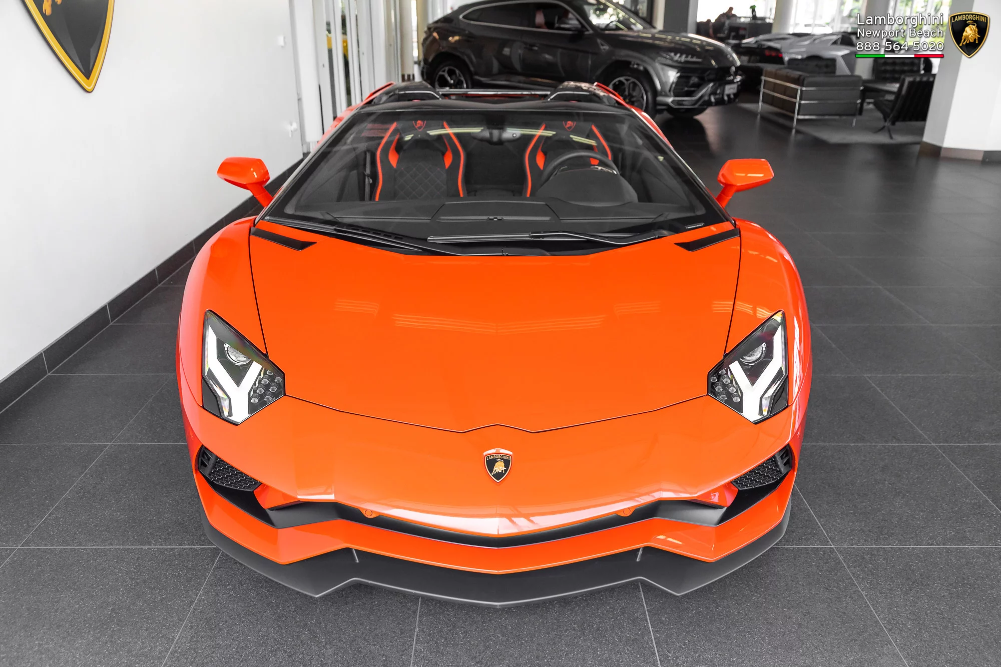Arancio Argos Lamborghini Aventador